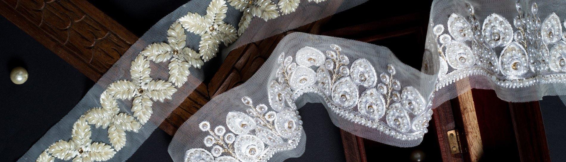 Laces – Fabcurate