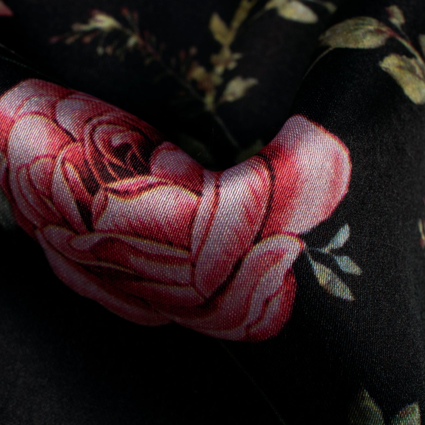Top Selling Black Floral Digital Print Japan Satin Fabric
