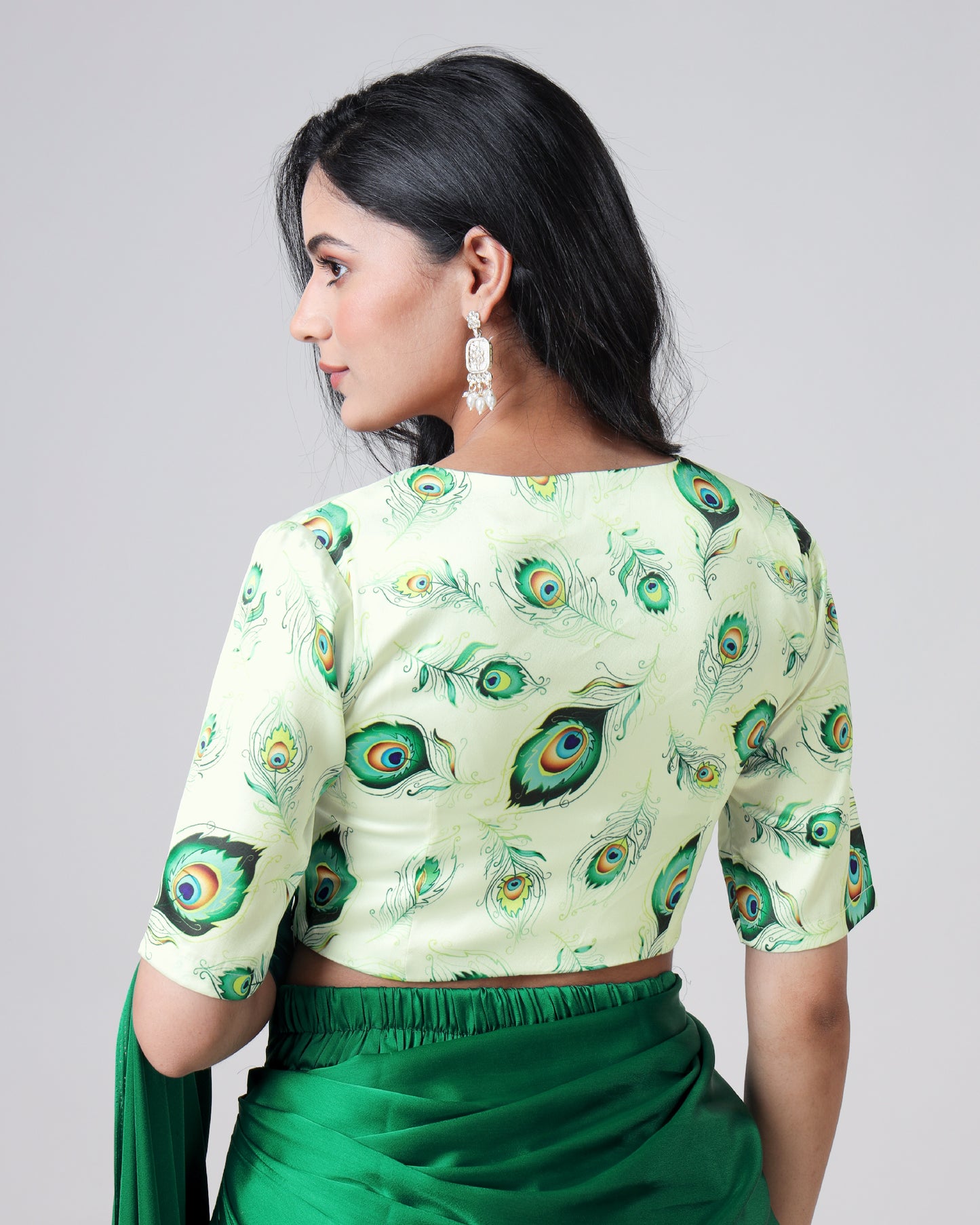 Lovely Feather V-Neck Half Sleeve Blouse