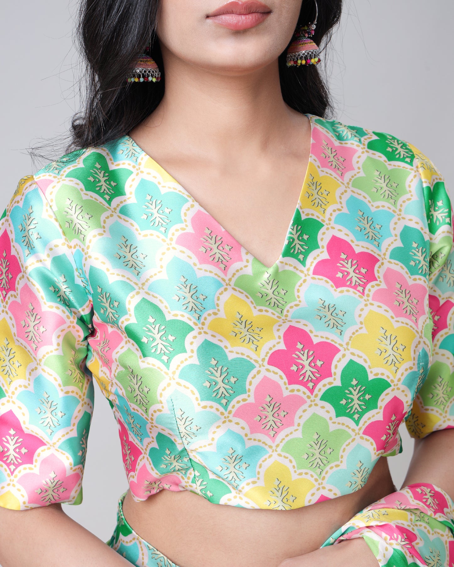 Geometric V-Neck Half Sleeve Blouse