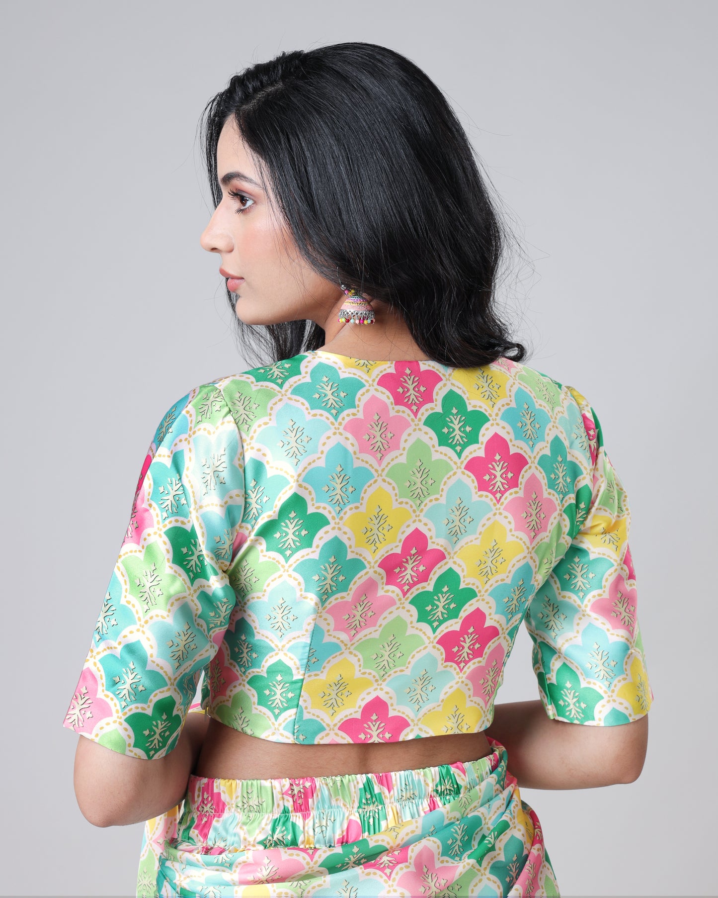 Geometric V-Neck Half Sleeve Blouse