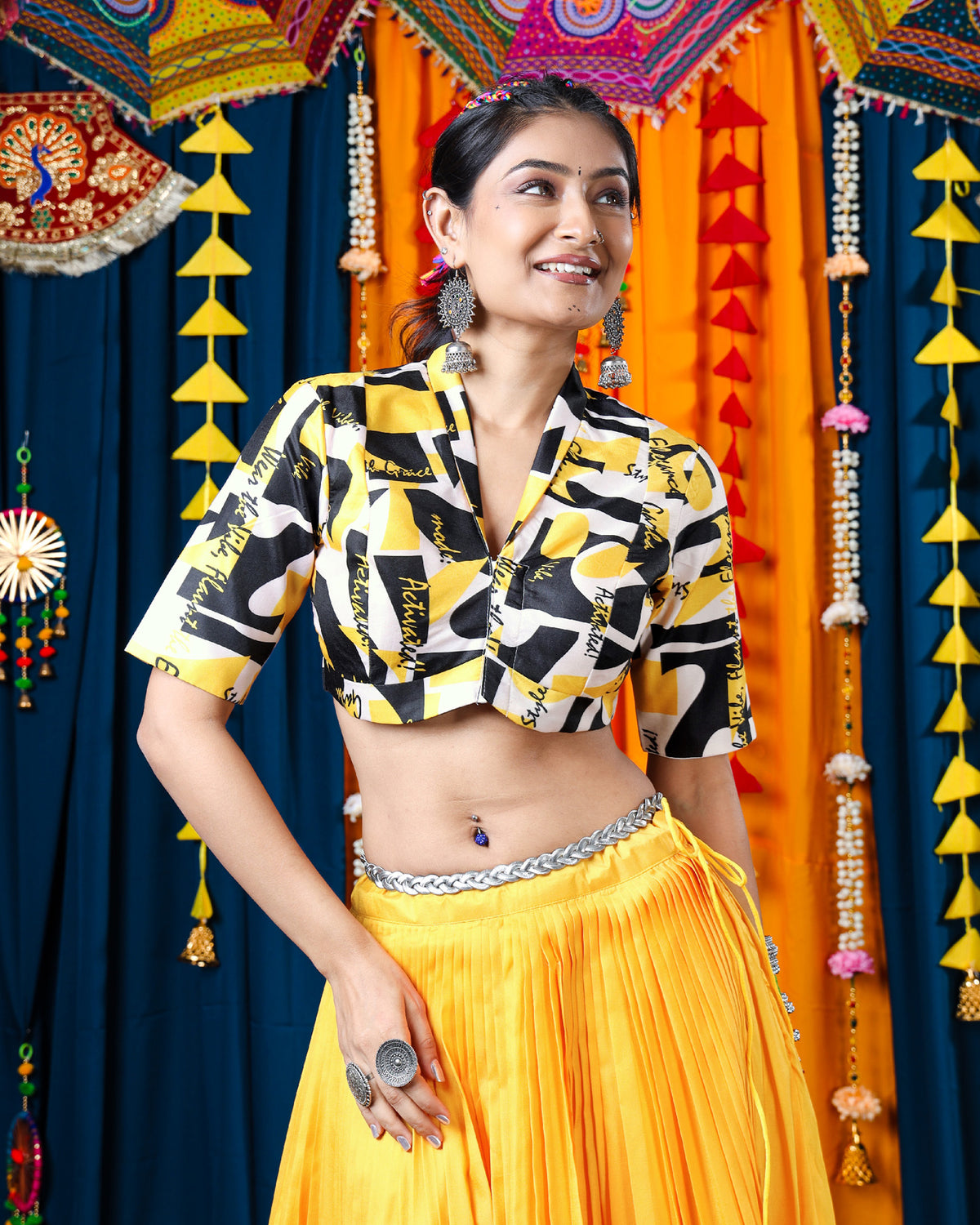 Style Ka Screenshot- Typography Blouse with Sweetheart Fit