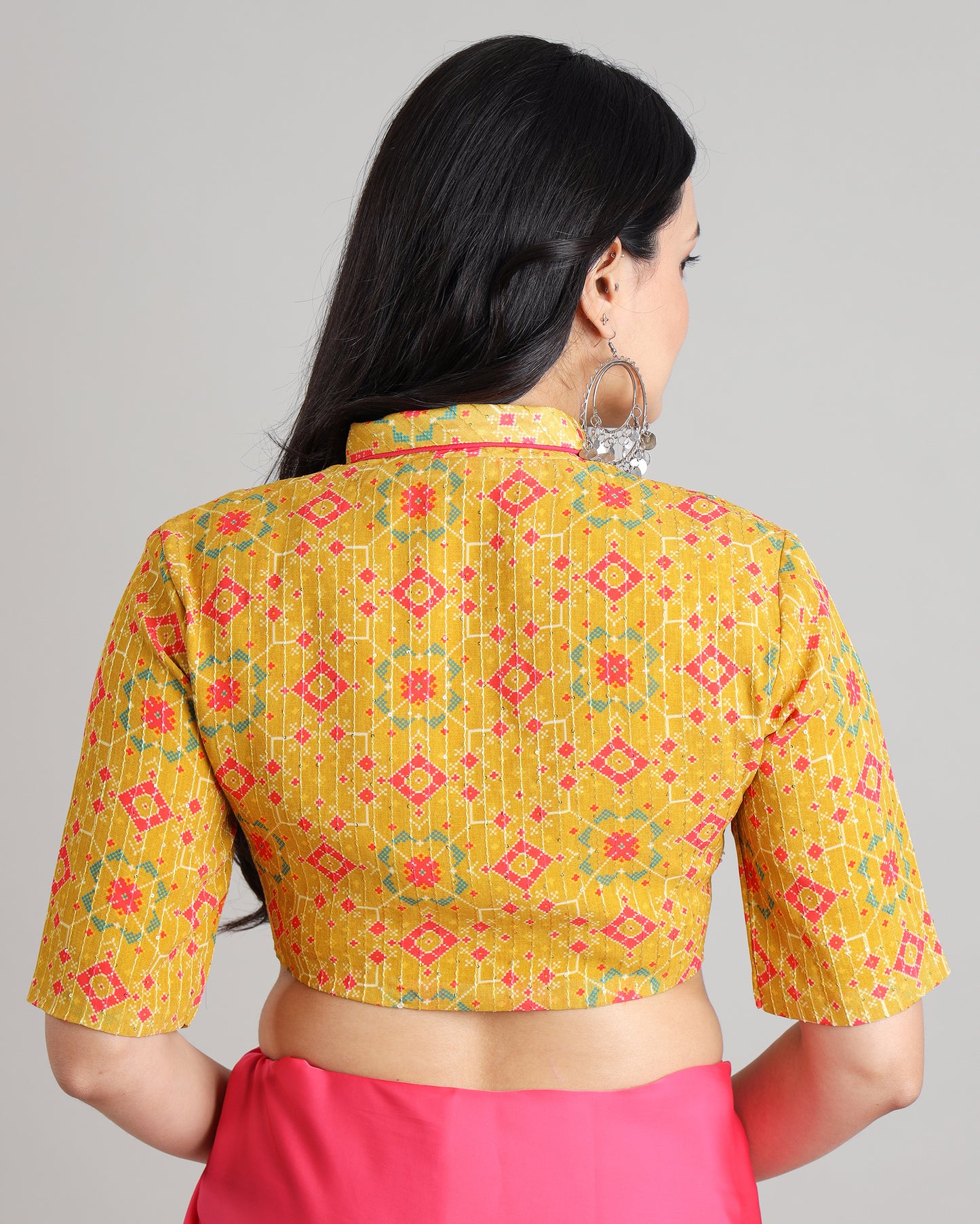 Worldly Wonder: Bandhani Blouse With Shawl Collar