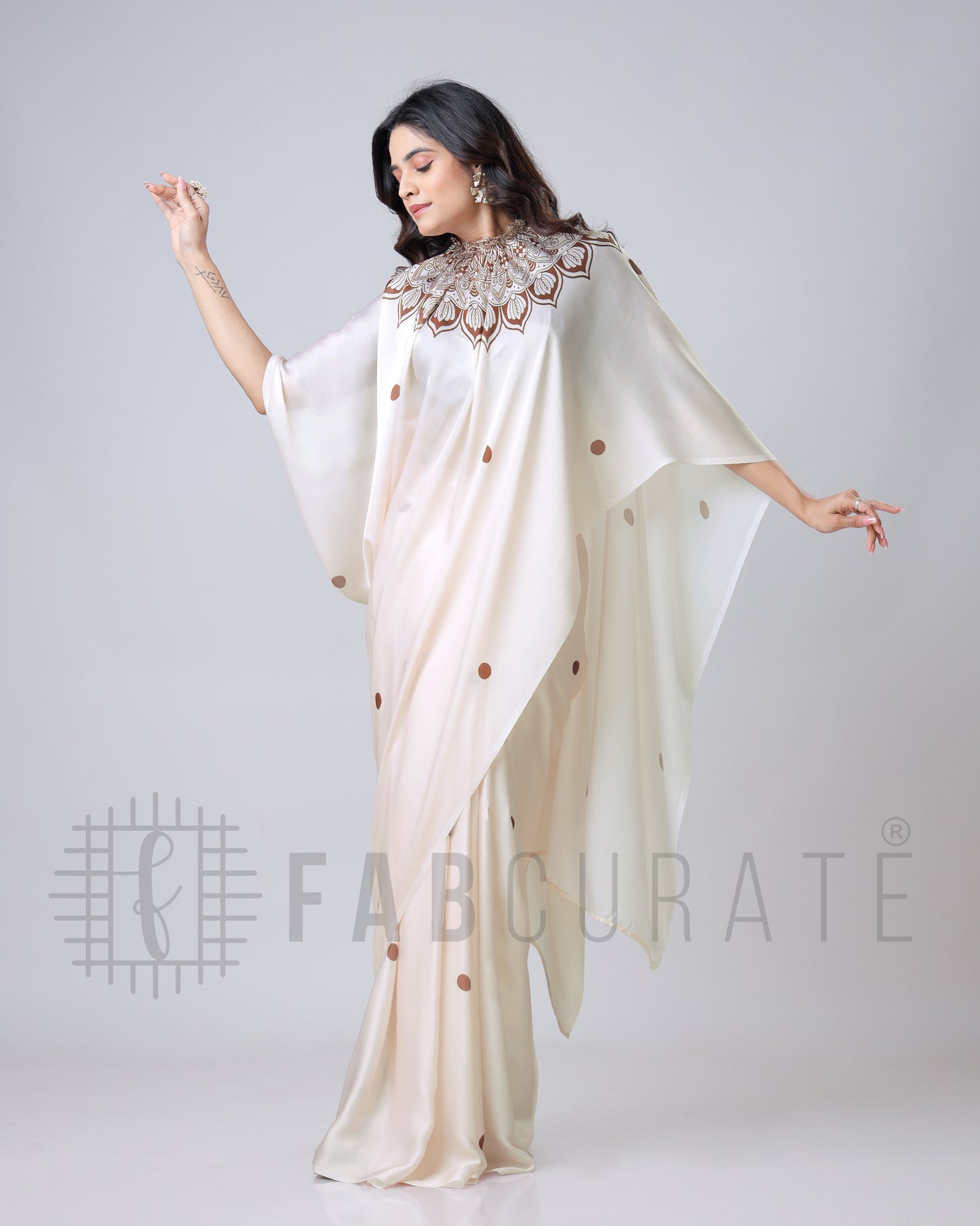 Cream Mandalaaa Print Freehand Saree