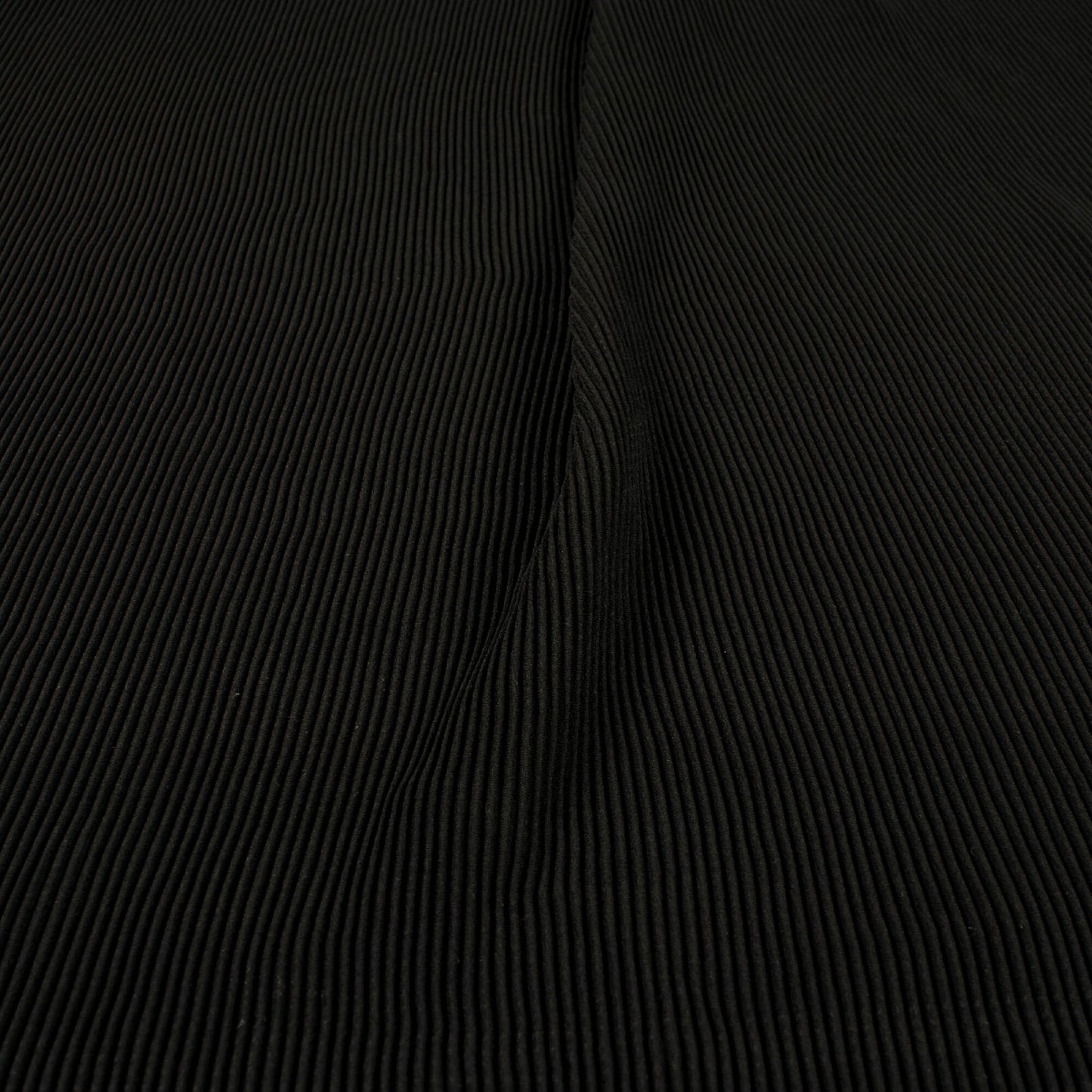 Classic Black Plain Pleated Moss Georgette Fabric