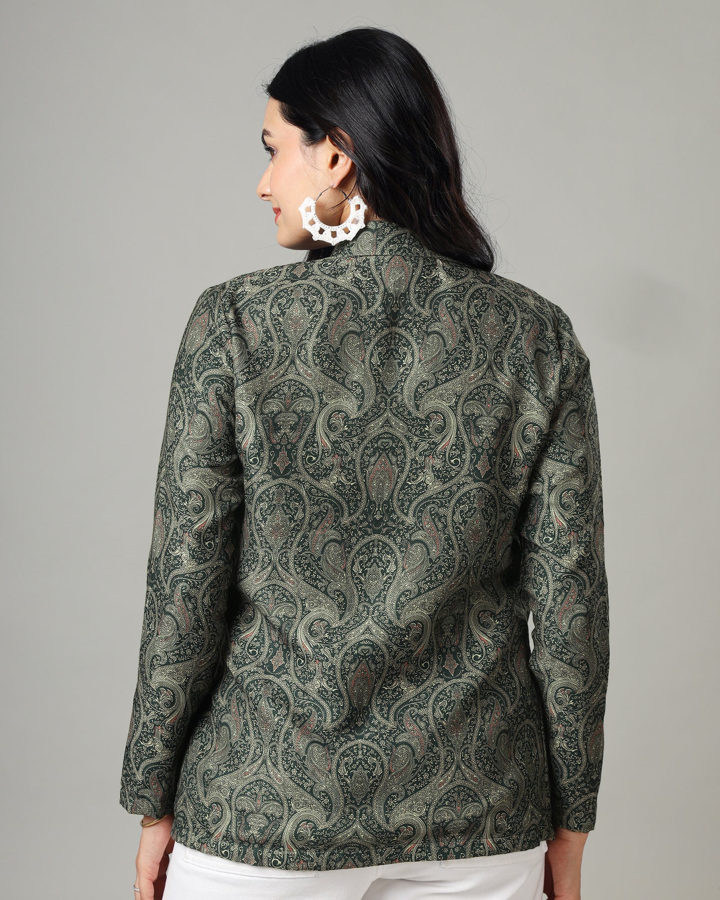 Timeless Paisley Chic-Unveil Elegance in Our Women's Jacket