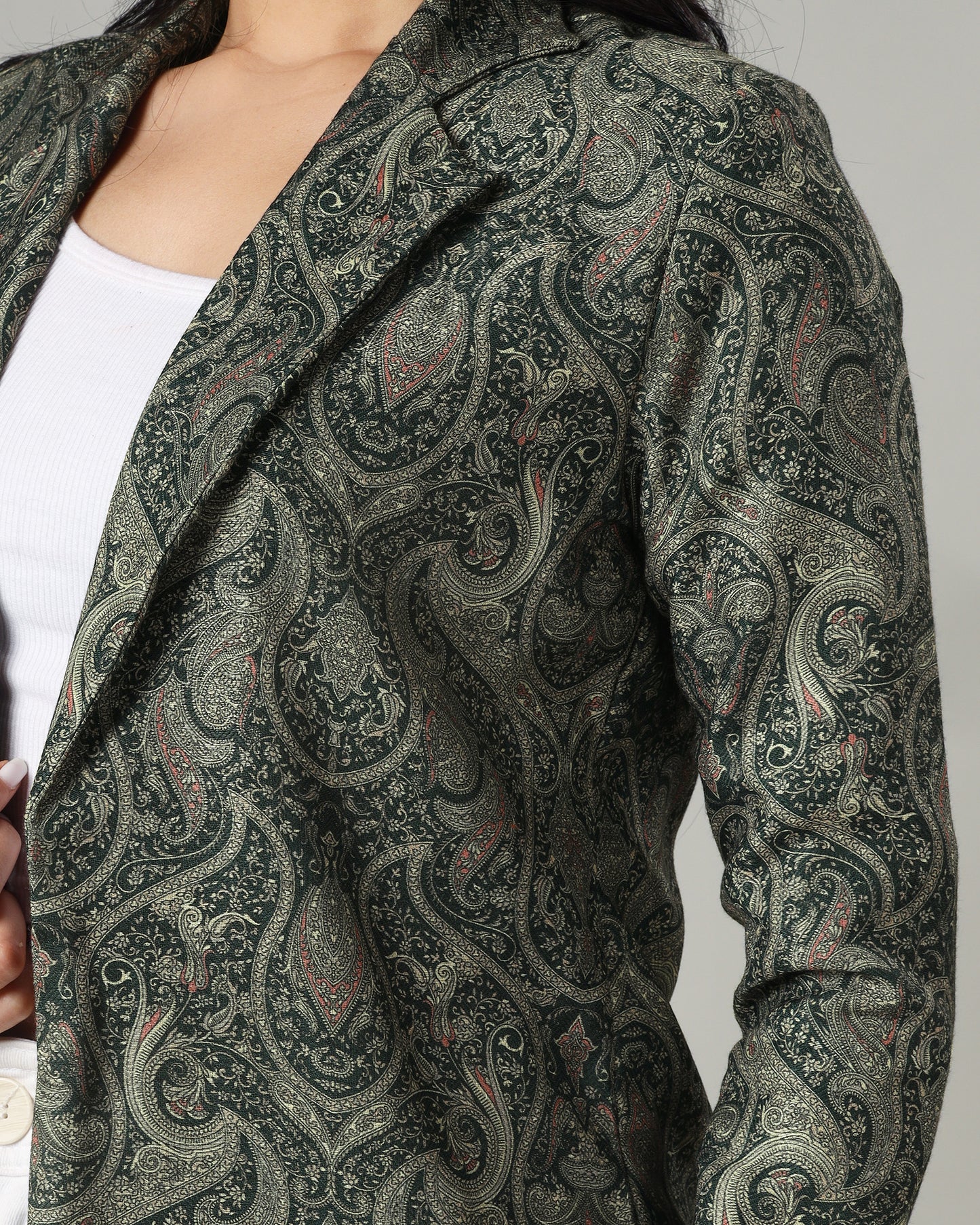 Timeless Paisley Chic-Unveil Elegance in Our Women's Jacket