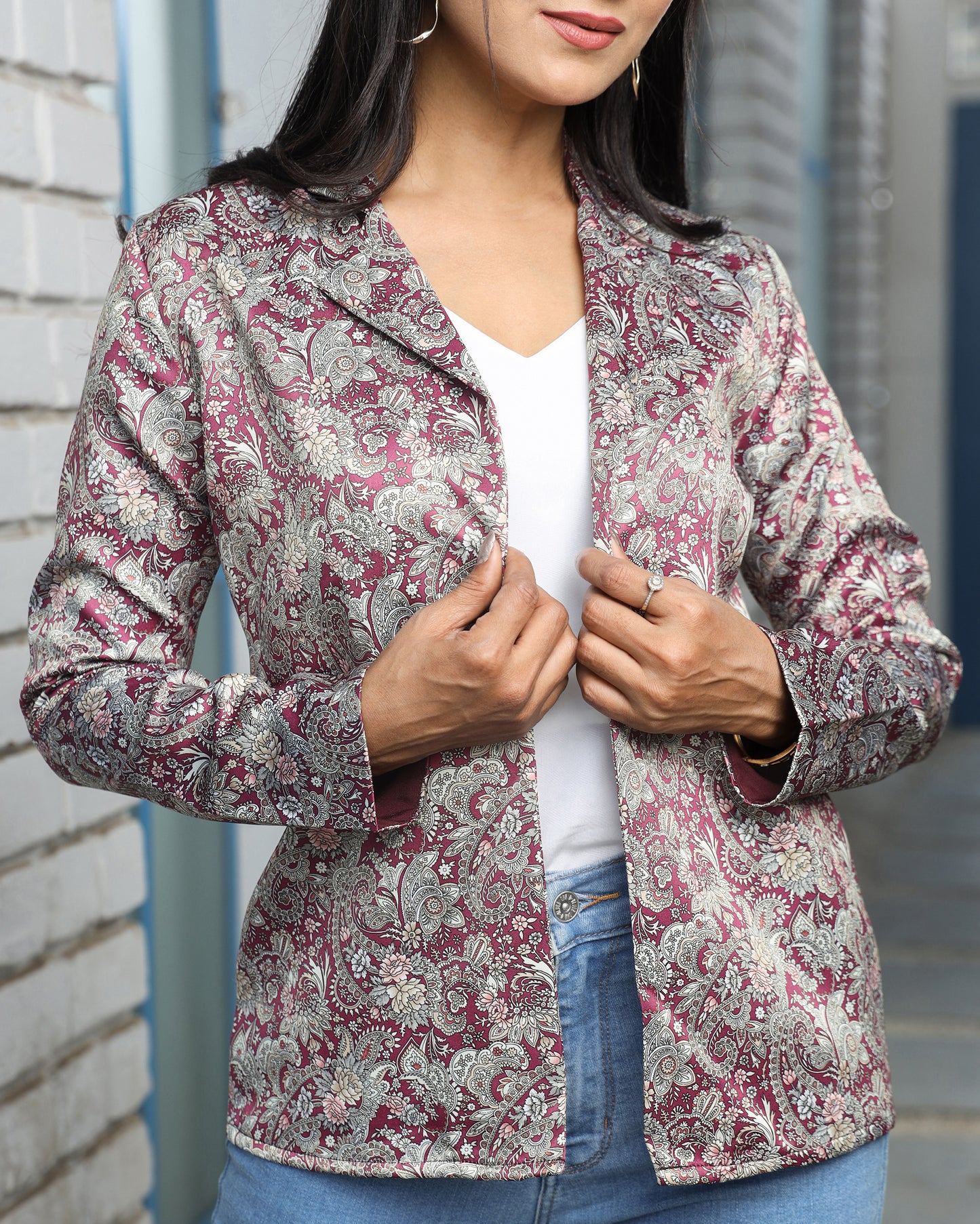 Effortless Polish: Your Perfect Crafted Women's Jacket