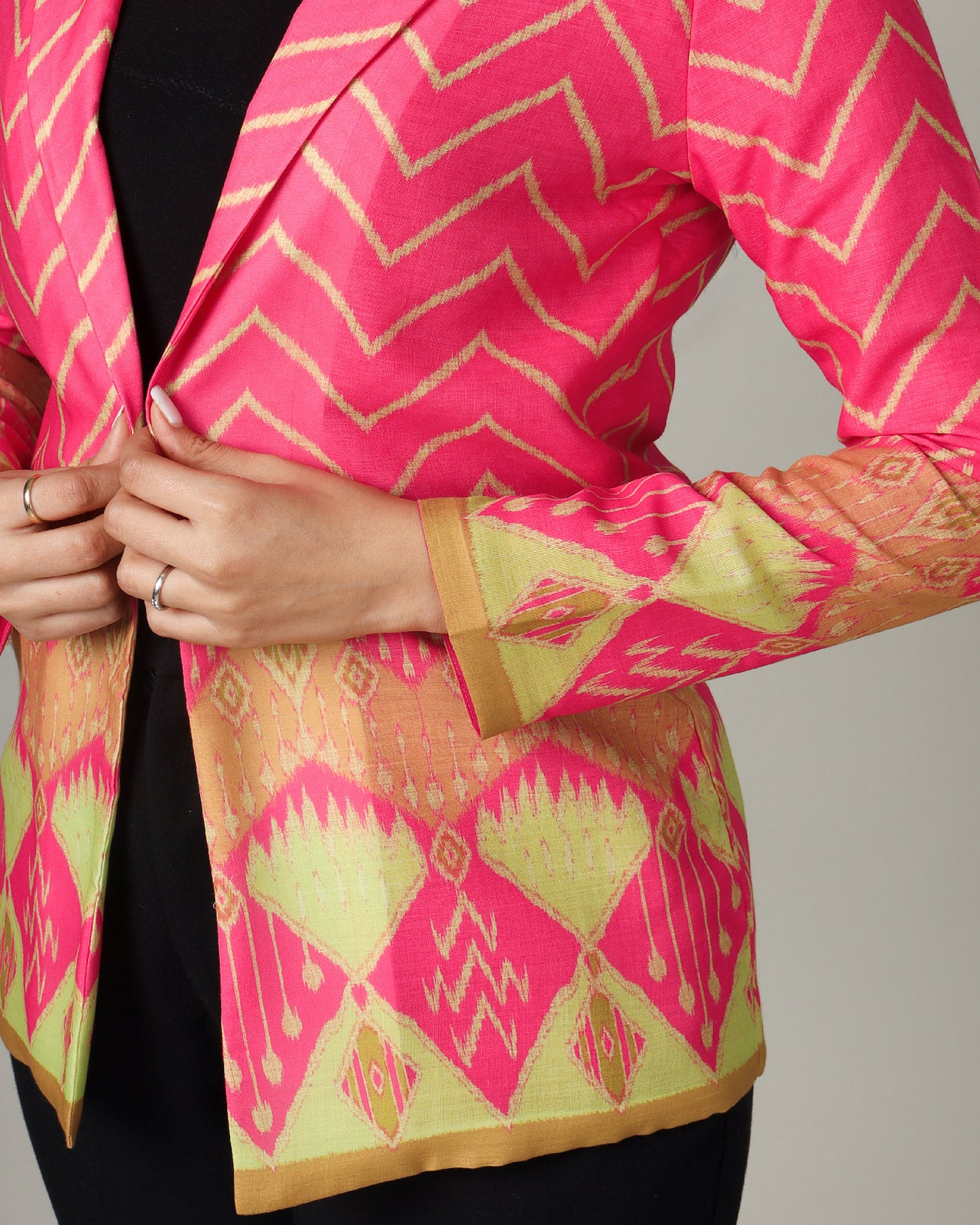 Graceful Modern Chevron Jacket For Women