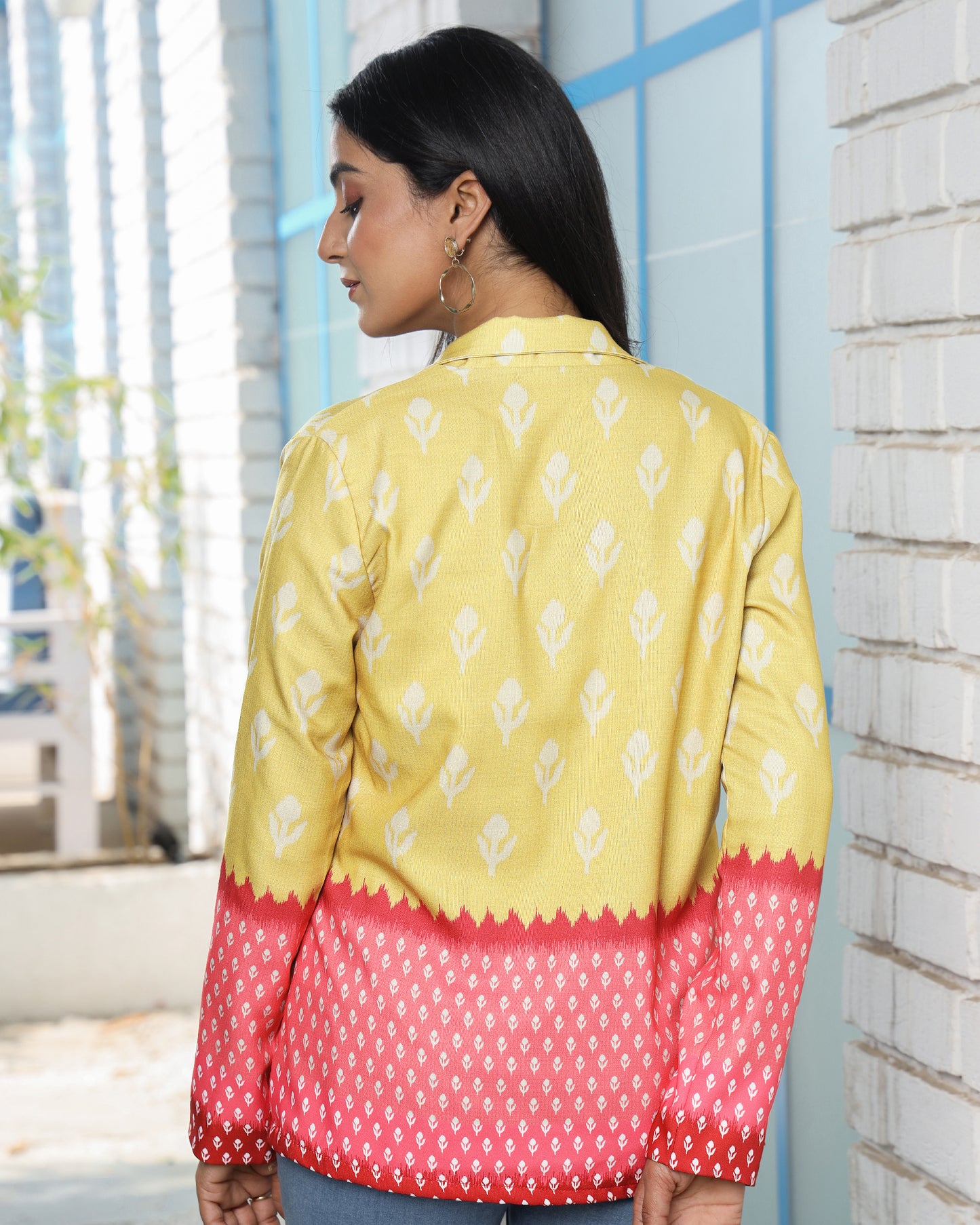 Crafted Legacy: Jacket For The Confident Woman