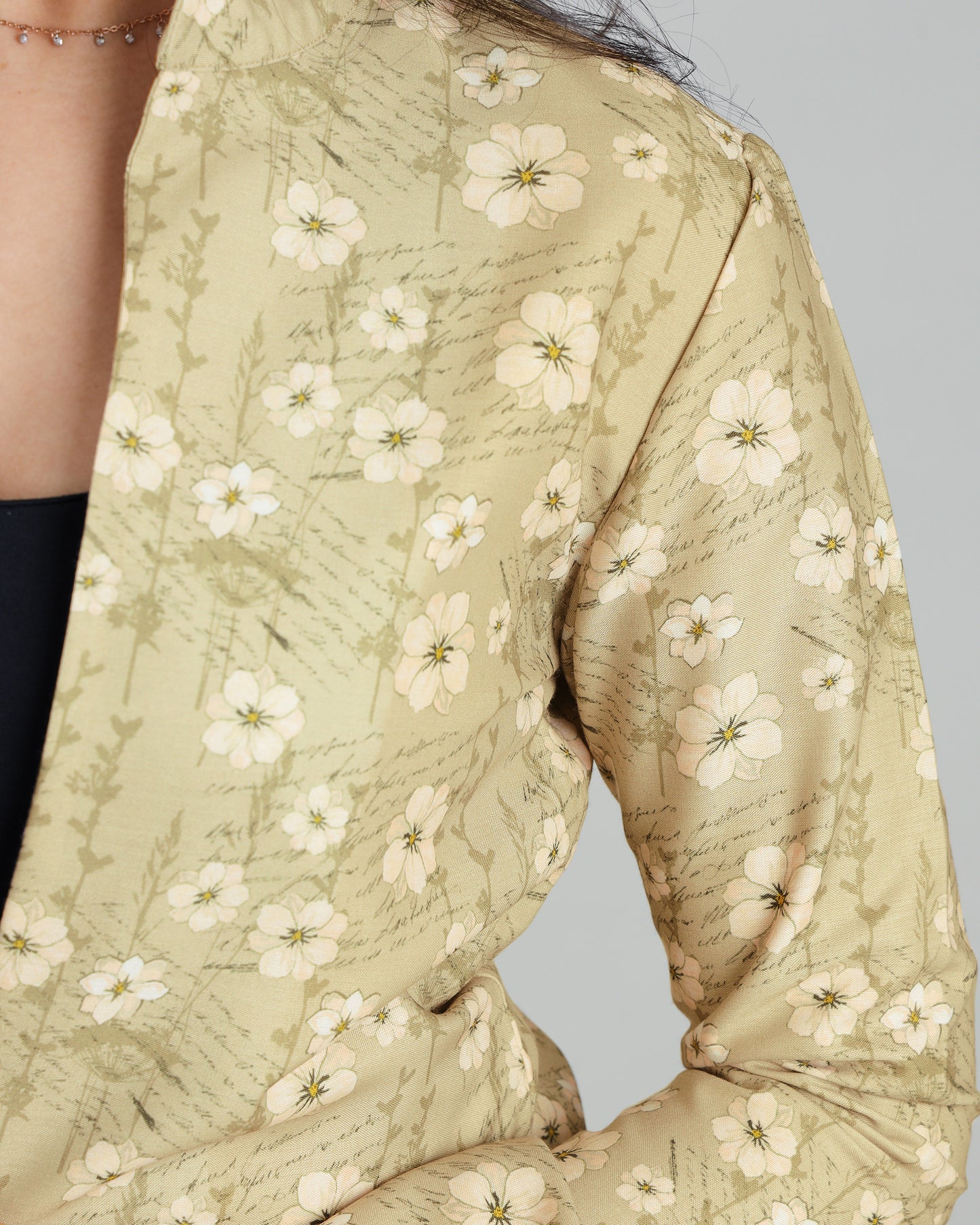 Chic Floral-Fashion Forward Women's Jacket