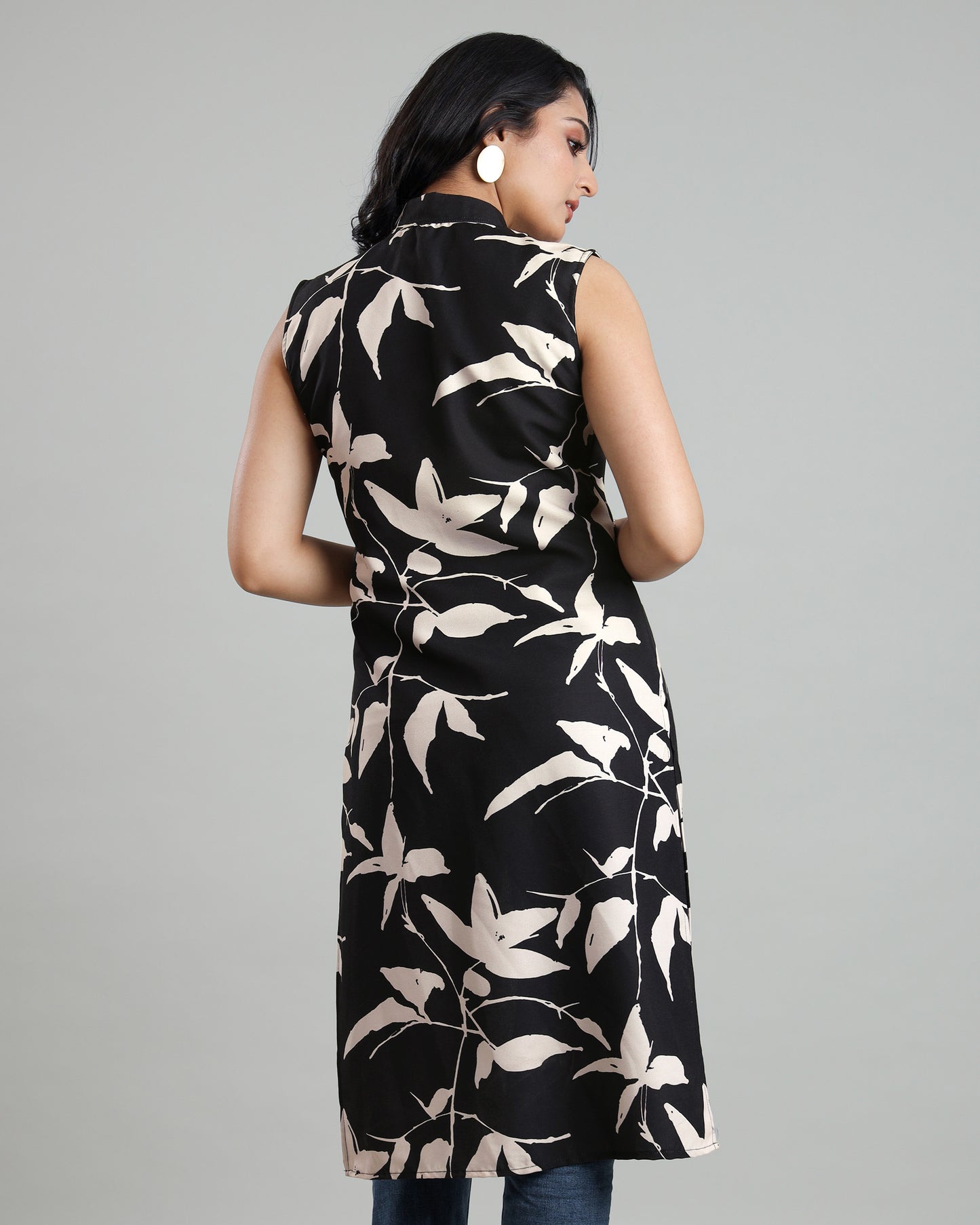 Tailored Elegance: Sophisticated Women's Long Jacket