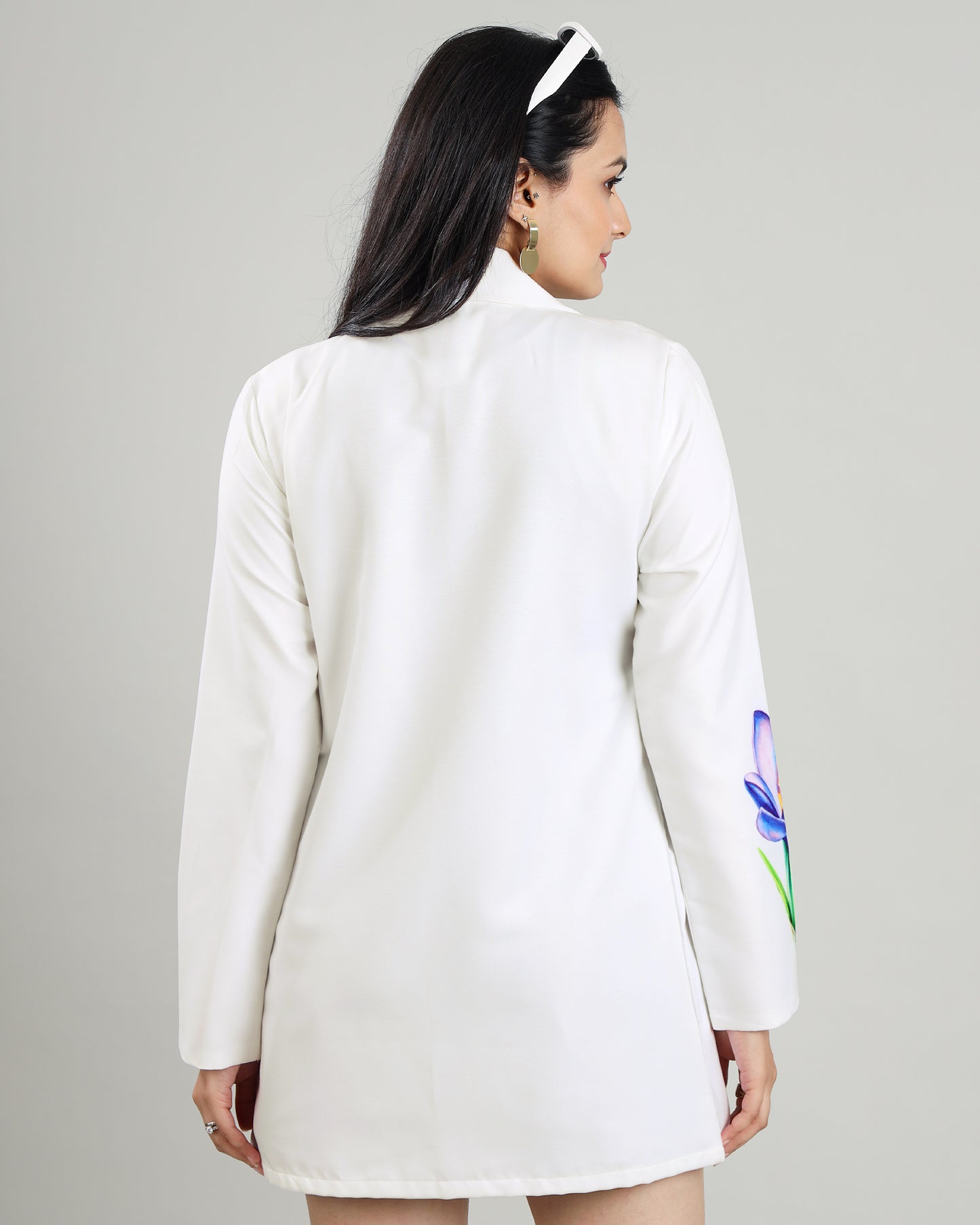 Strike A Pose: White Floral Chain Print Jacket