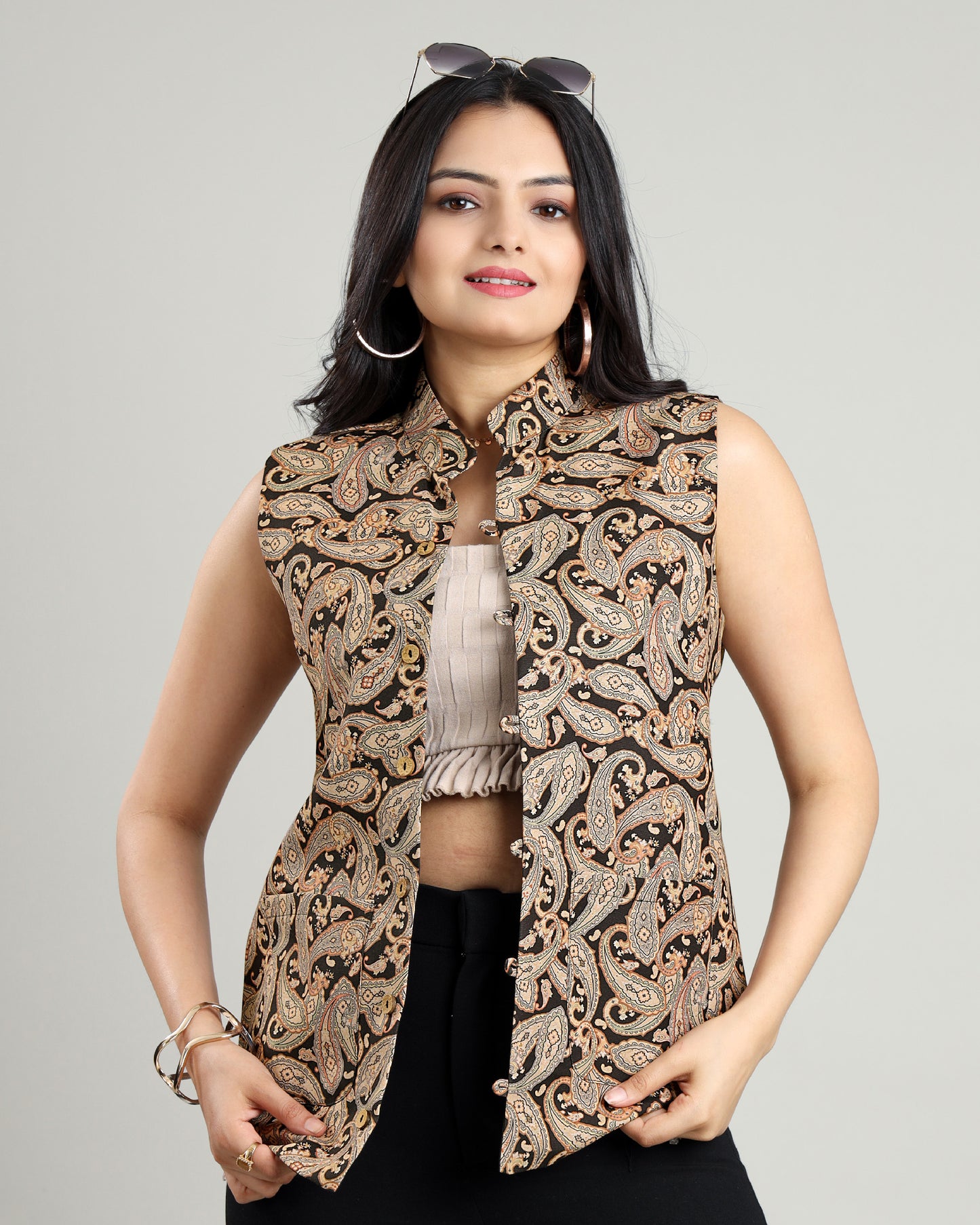 Women's Sleeveless Paisley Nehru Jacket