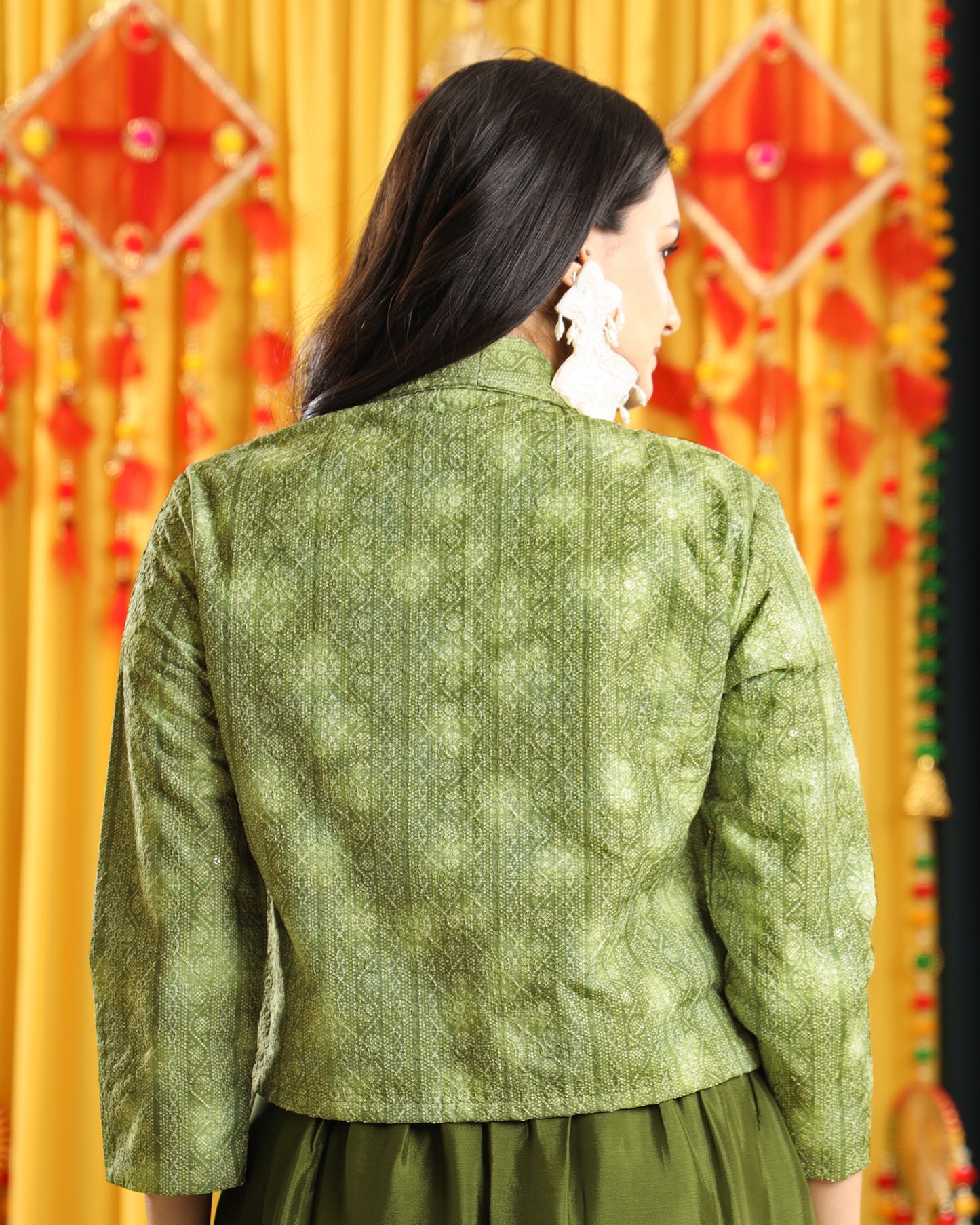 Perfect Pairing: Embroidered Jacket For Every Occasion