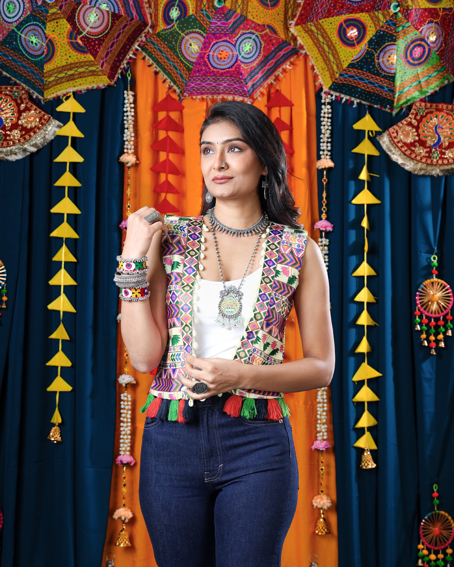Printed Jacket - Every Frame Mein Heroine Feels