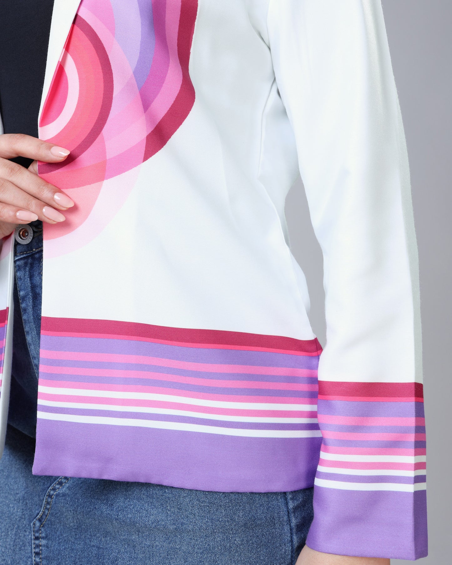 Trendsetter’s Choice - Youthful And Bold Women’s Jacket