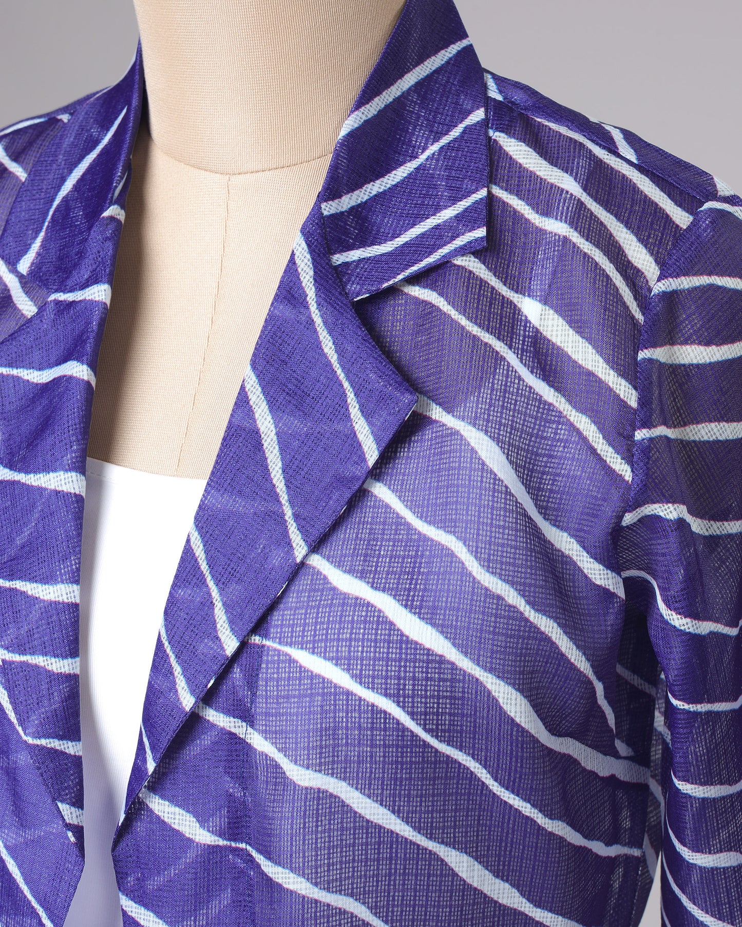 💃 Dance Floor Ready – Leheriya Bandhani Luxe Women's Jacket