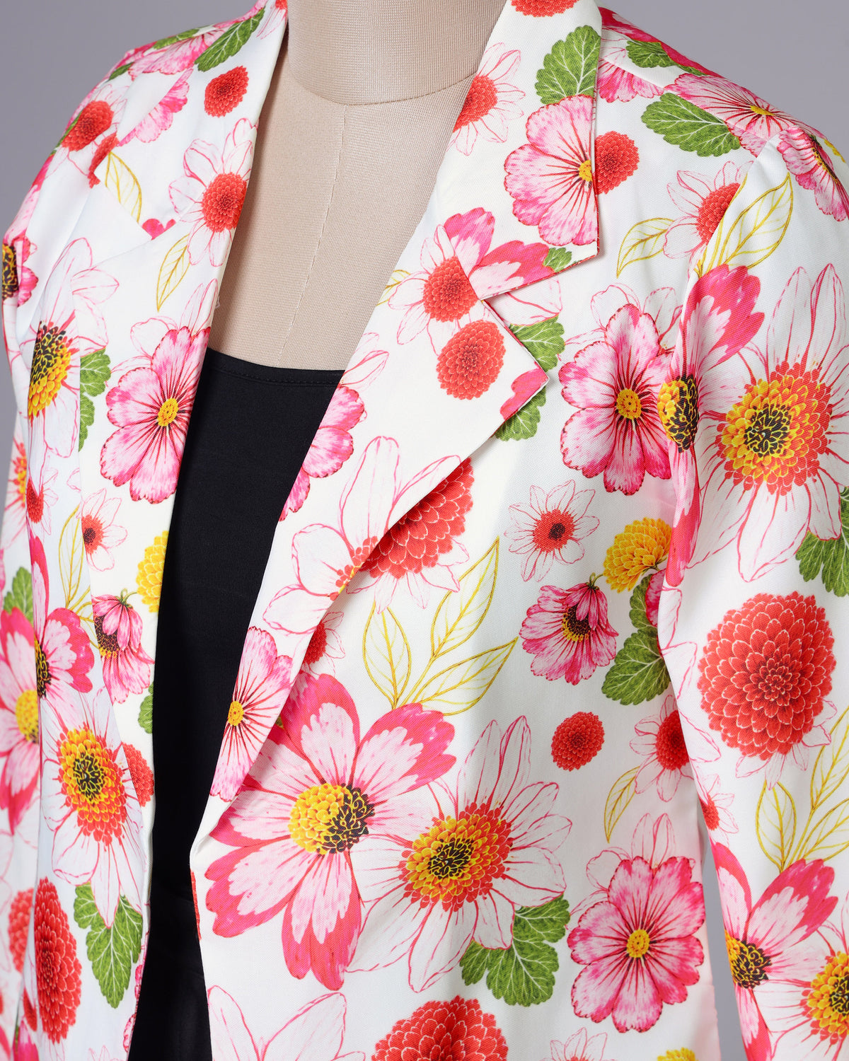 Filmy Fever Jacket | Turn Every Entrance Into A Scene