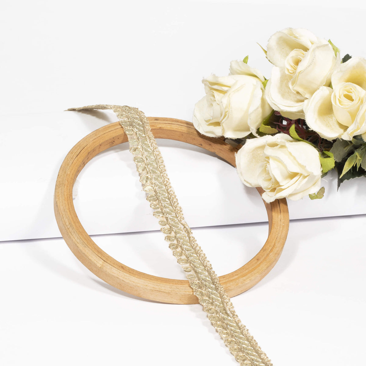 Golden Braid Zari Thread Lace (18 Mtr)
