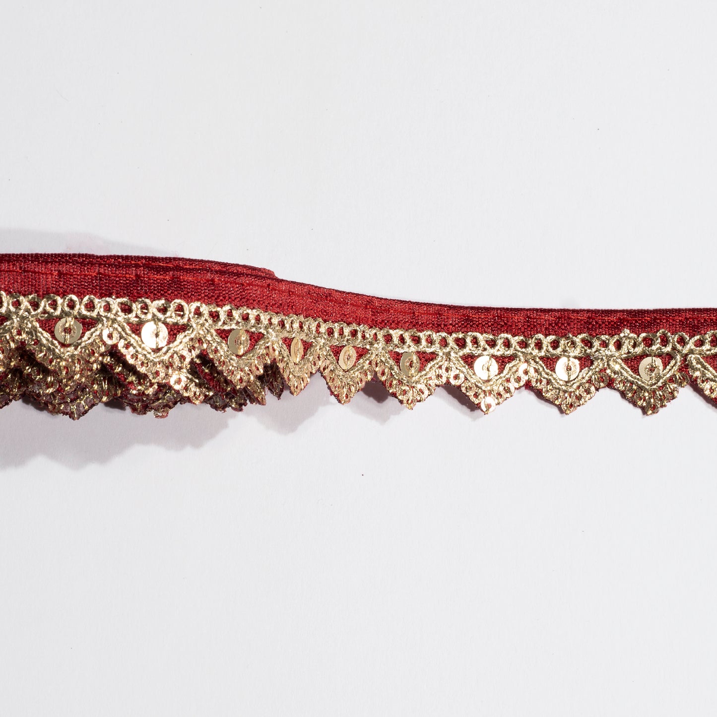 Zardosi Embellished Maroon Triangle Scalloped Lace (9 Mtr)