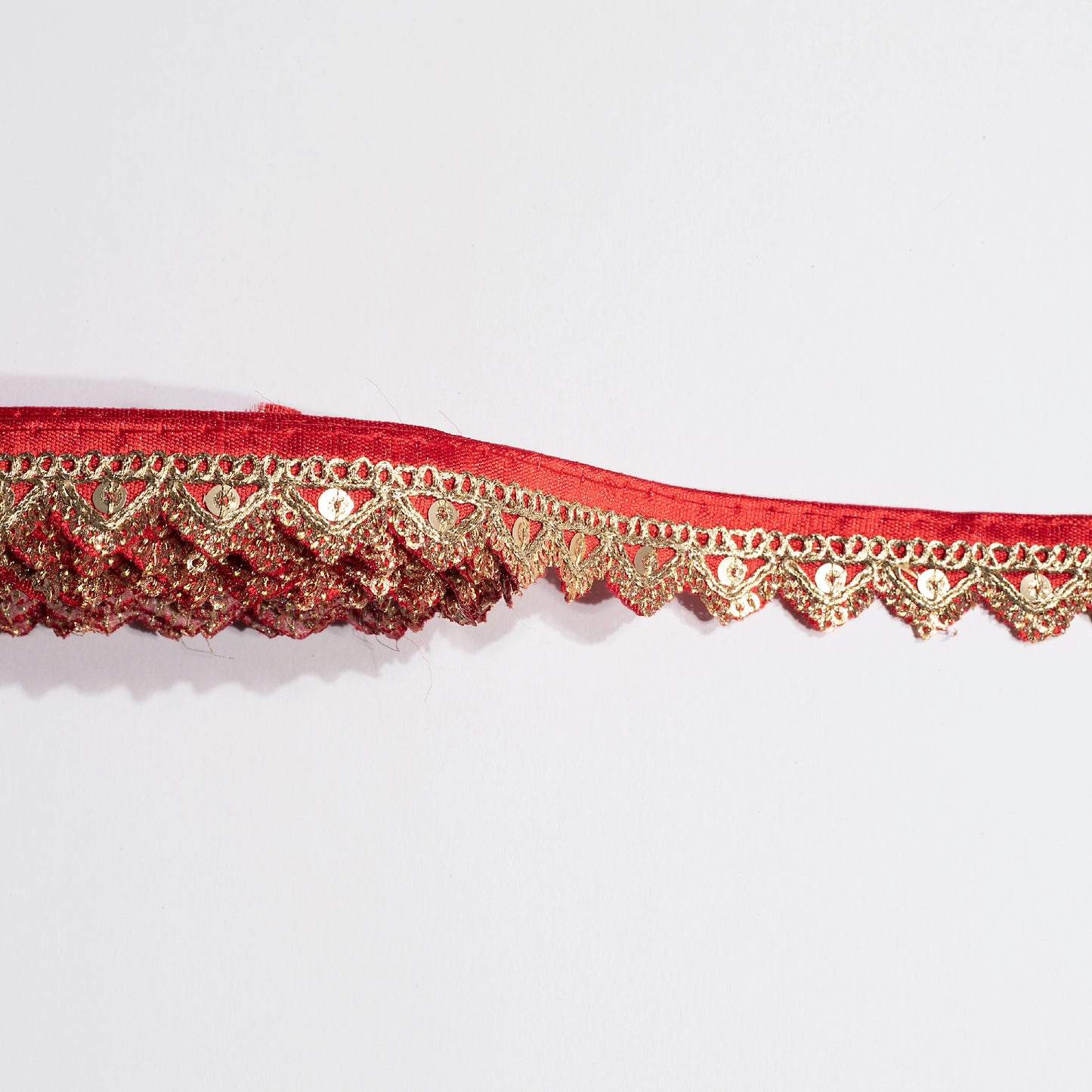 Zardosi Embellished Red Triangle Scalloped Lace (9 Mtr)
