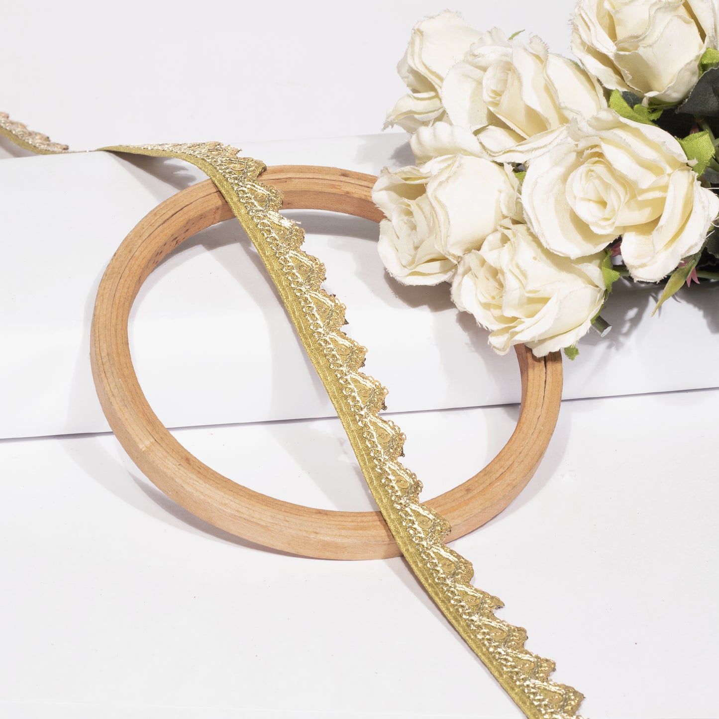 Zardosi Embellished Golden Triangle Scalloped Lace (9 Mtr)