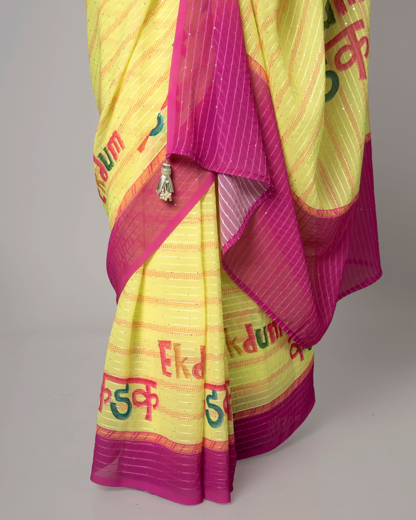 Ek Dum Kadak Quirk Pre-Draped Layered Saree