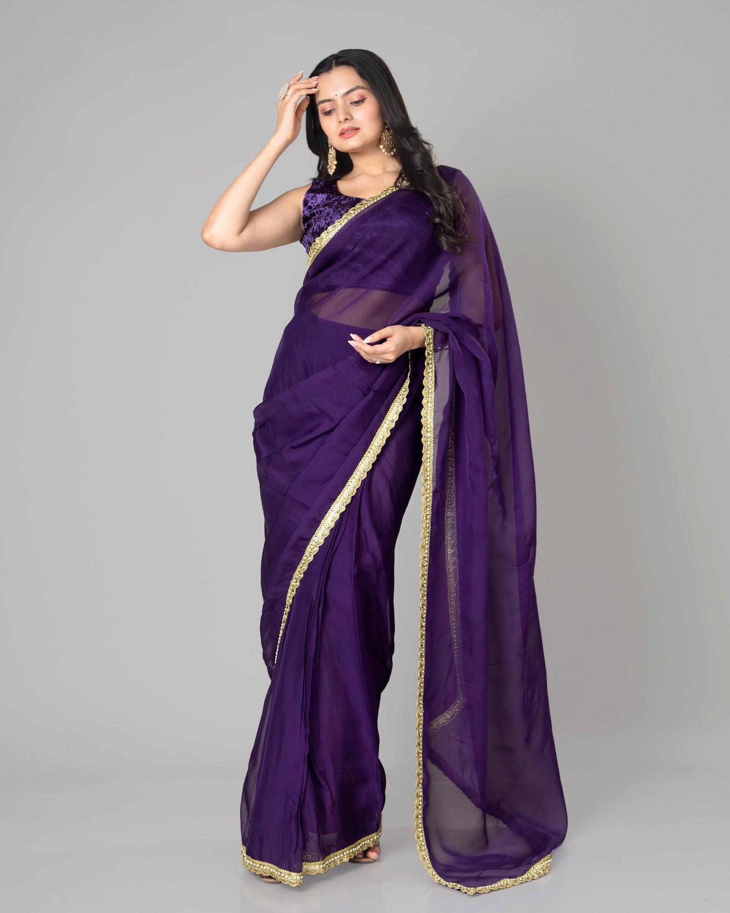 Lace-Trimmed Pre-Draped Pure Organza Saree for Any Occasion