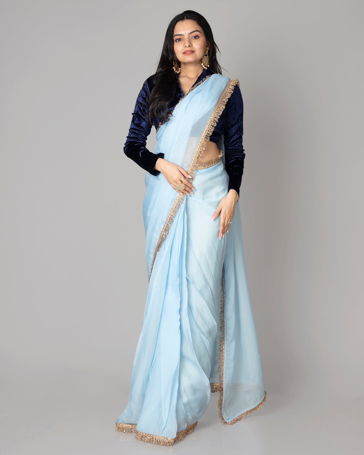 Lace-Trimmed Pre-Draped Pure Organza Saree for Any Occasion