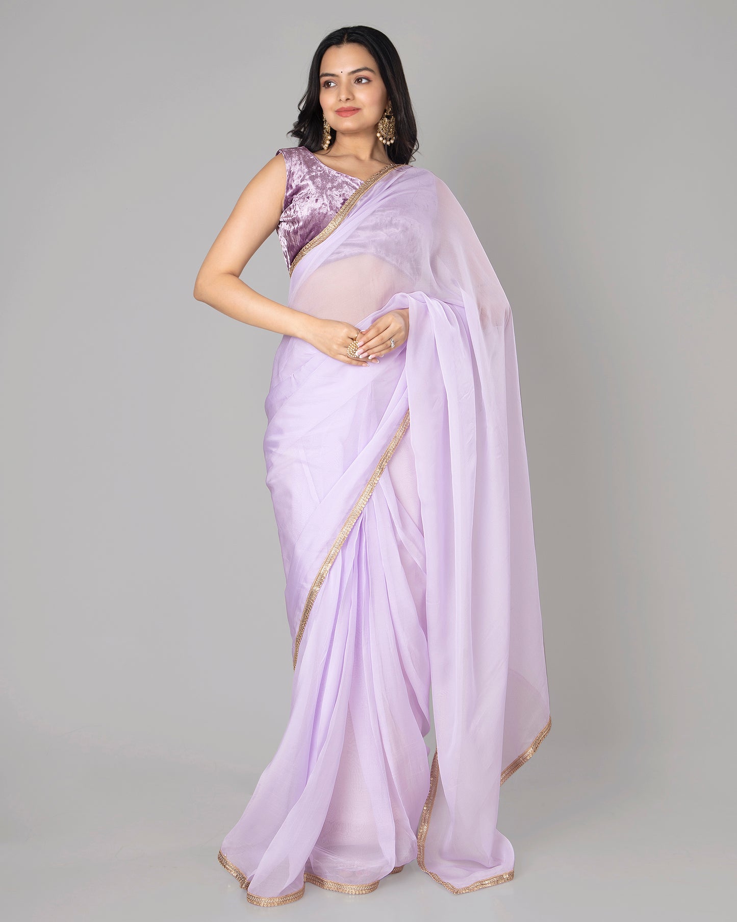 Lace-Trimmed Pre-Draped Pure Organza Saree for Any Occasion