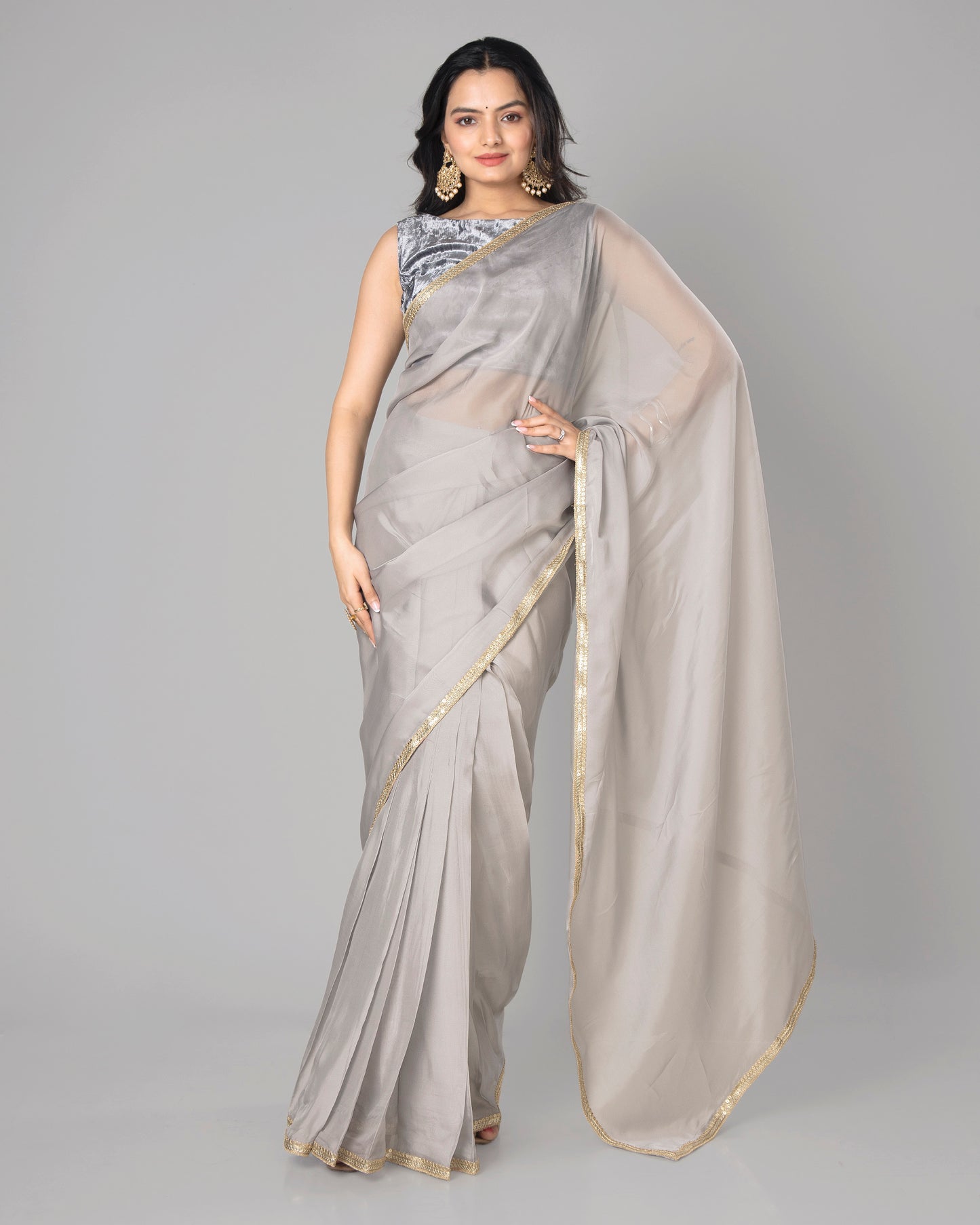 Lace-Trimmed Pre-Draped Pure Organza Saree for Any Occasion