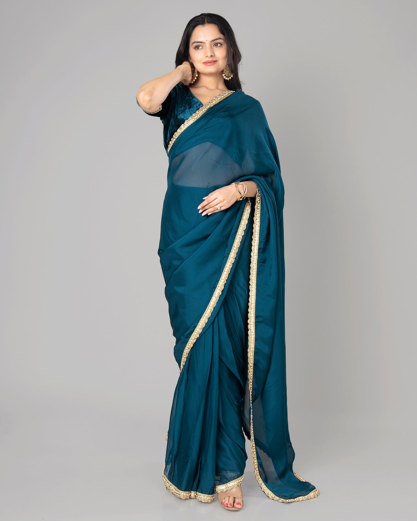 Lace-Trimmed Pre-Draped Pure Organza Saree for Any Occasion