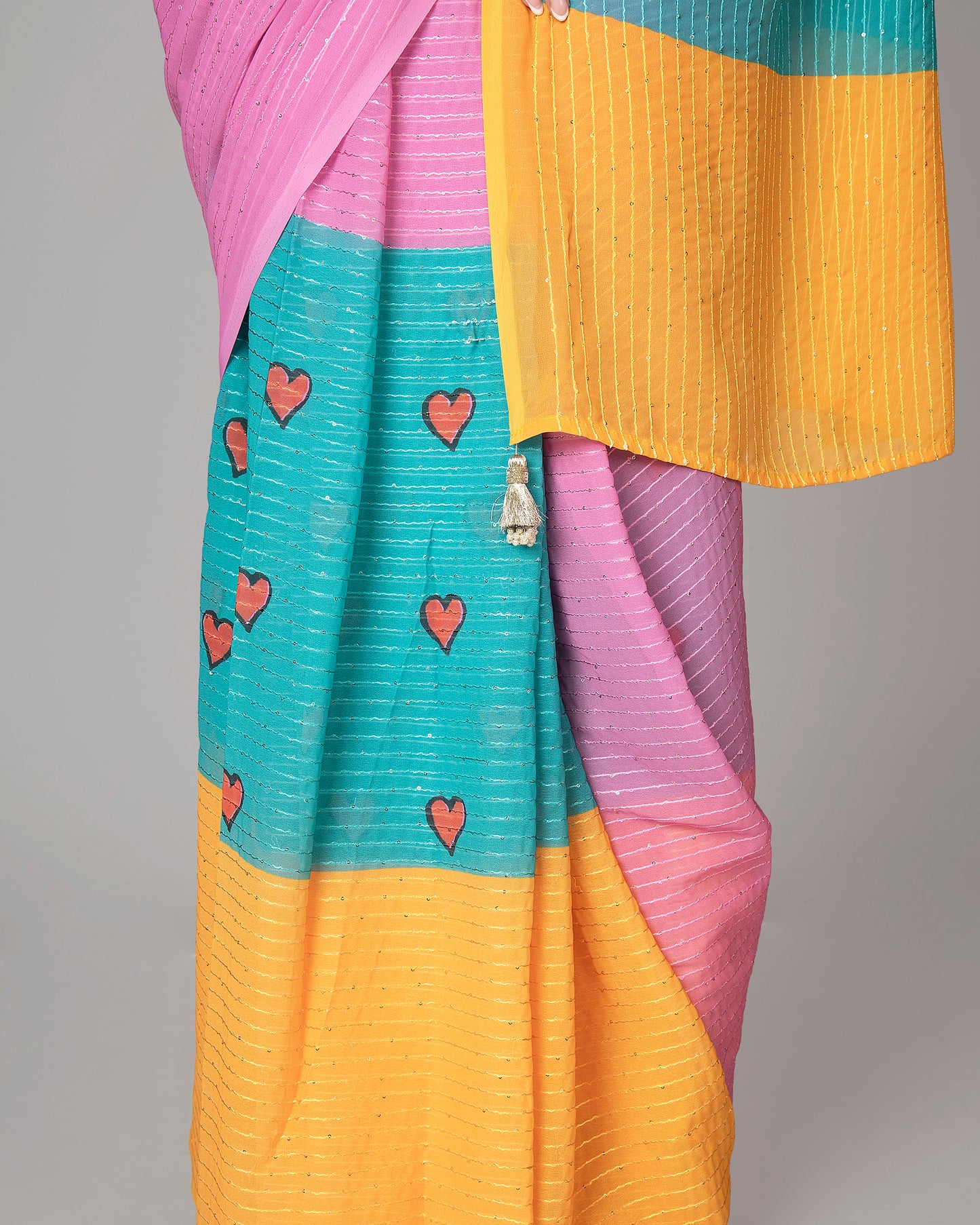 Unleash Your Inner Fashionista With Quirky Pre-Draped Saree