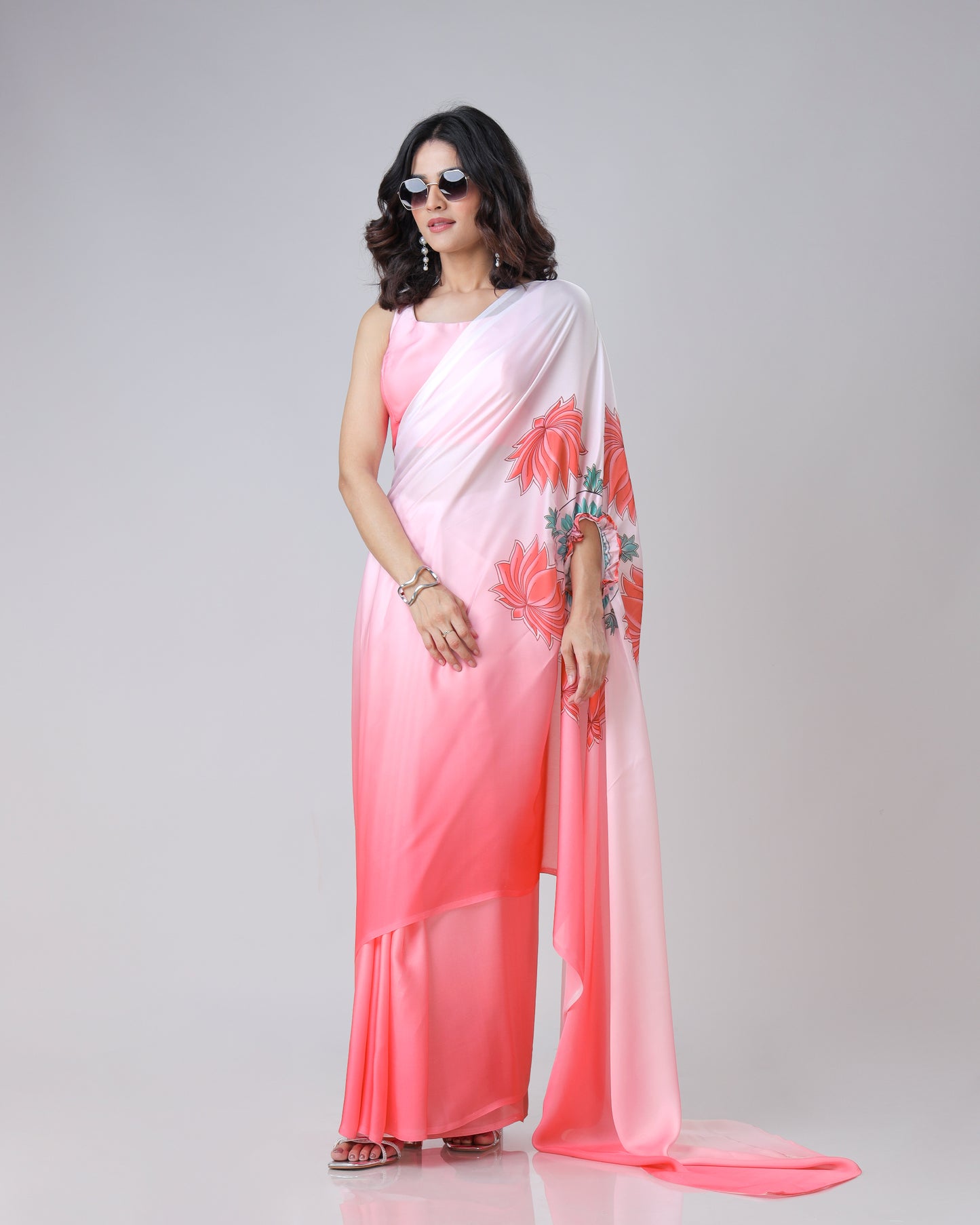 Beautiful Ombre Lotus Mandalaa Print Freehand Saree