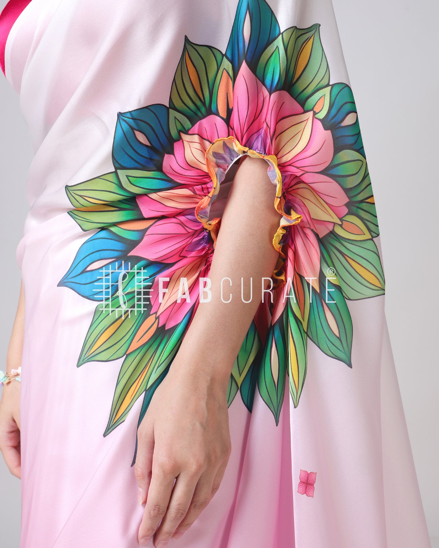 The Social Media Icon Chevron Floral Freehand Saree By Fabcurate