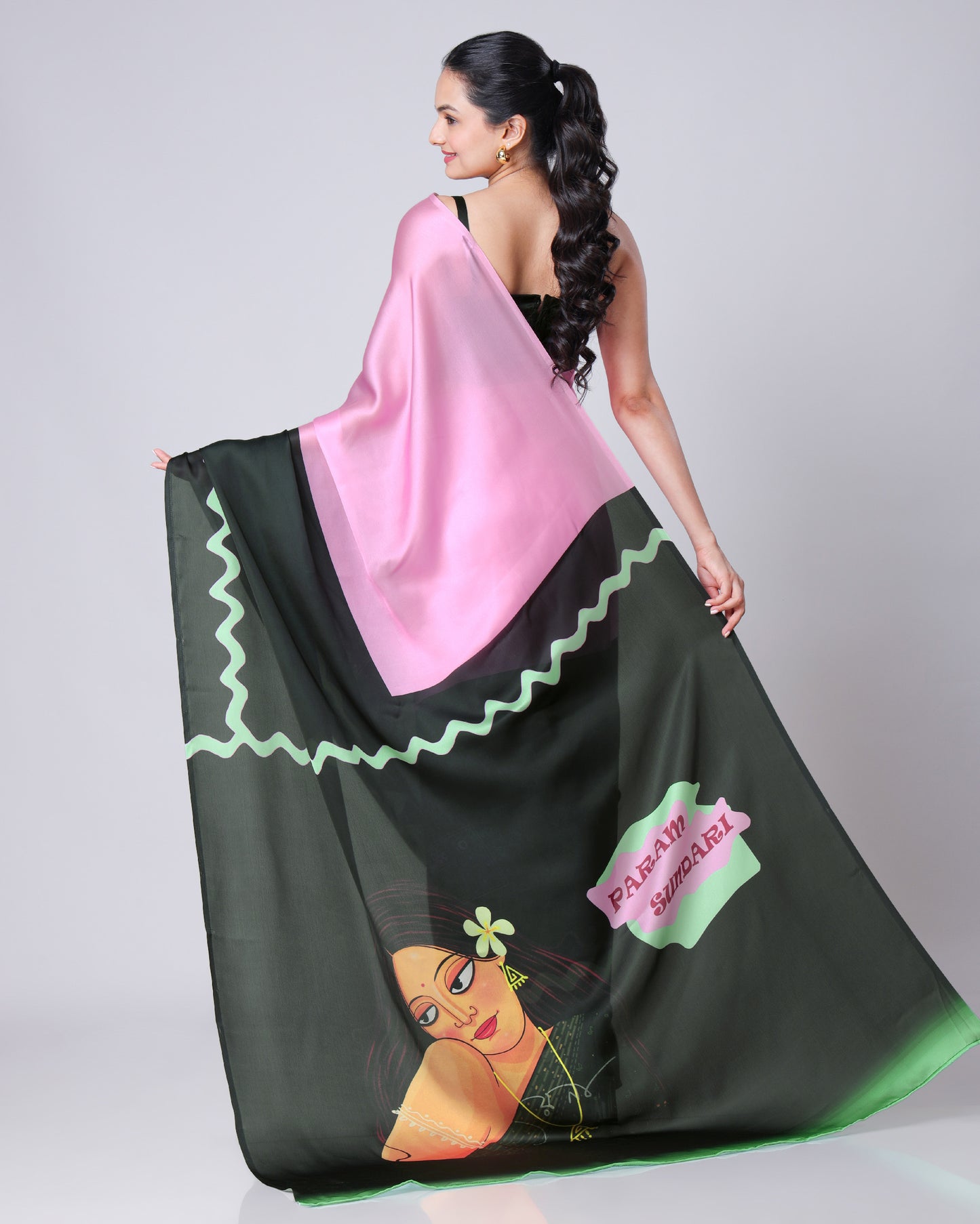 If Looks Could Kill - This Saree Would Be Illegal