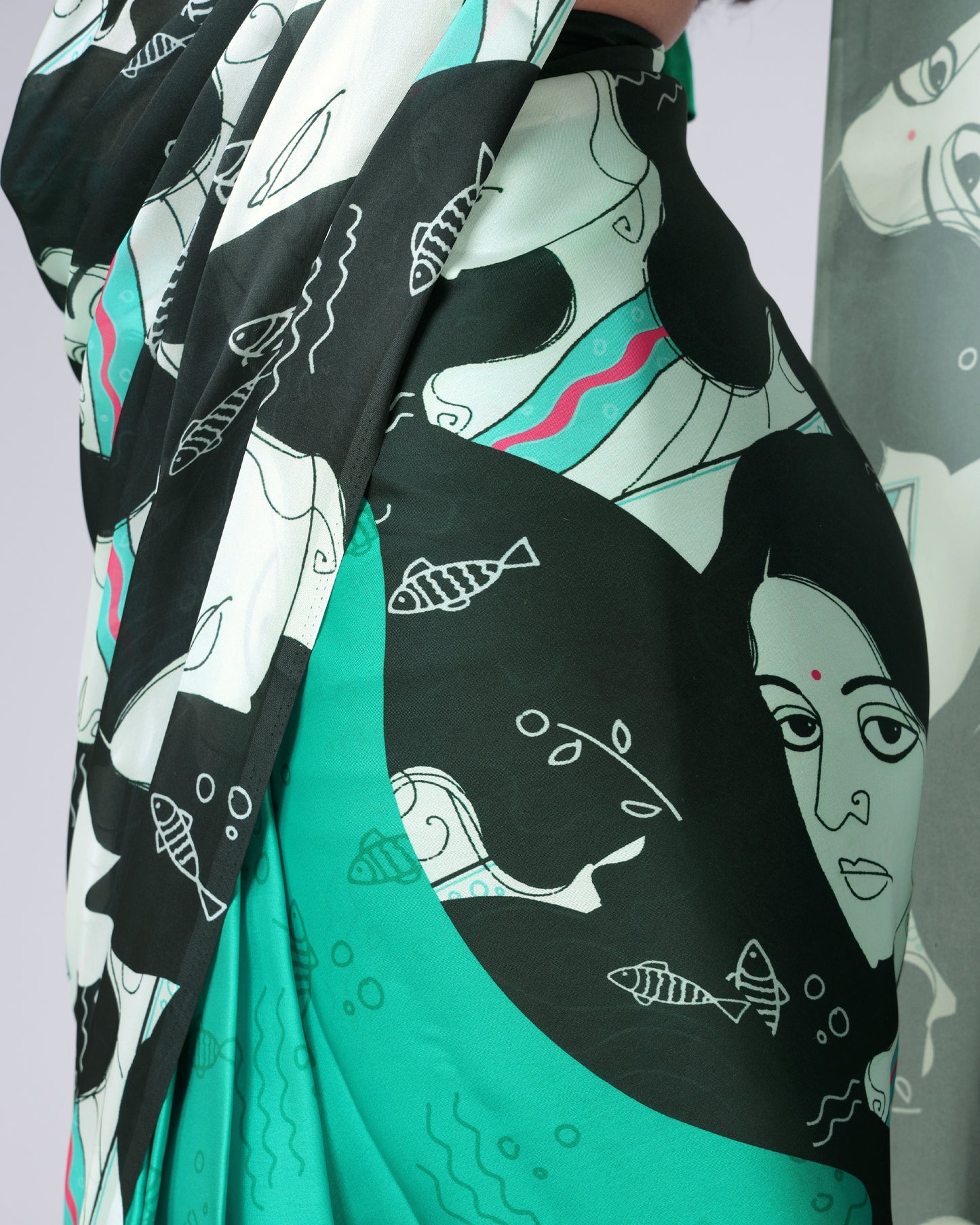 Face Print, Full Hint - Fashion Ka Naya Mint Quirky Saree