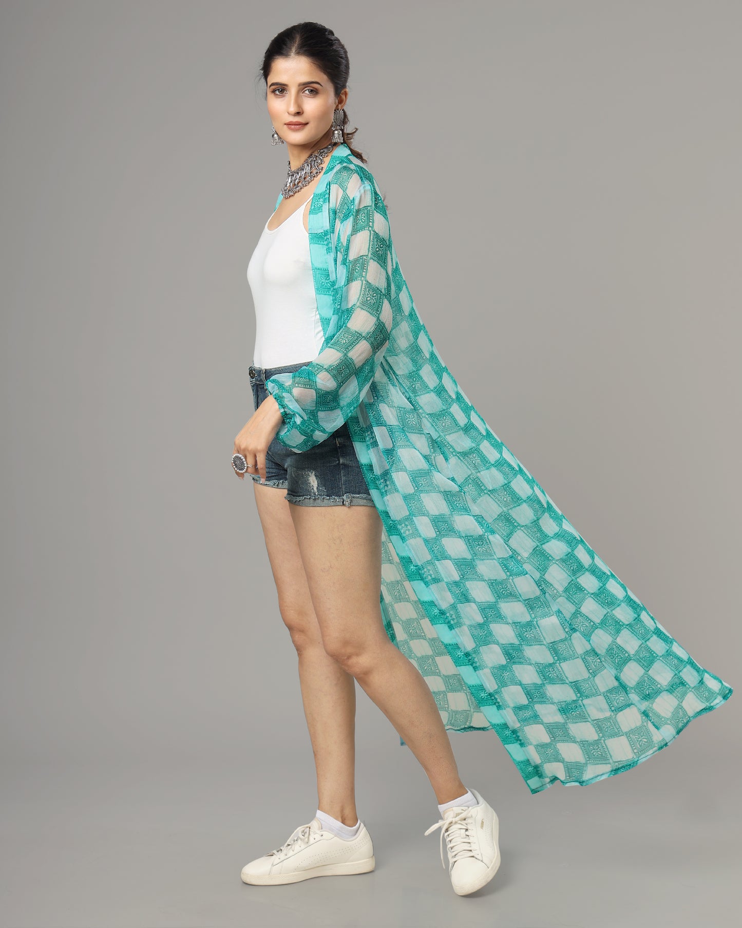 Gorgeous Geometric Shrug For Women