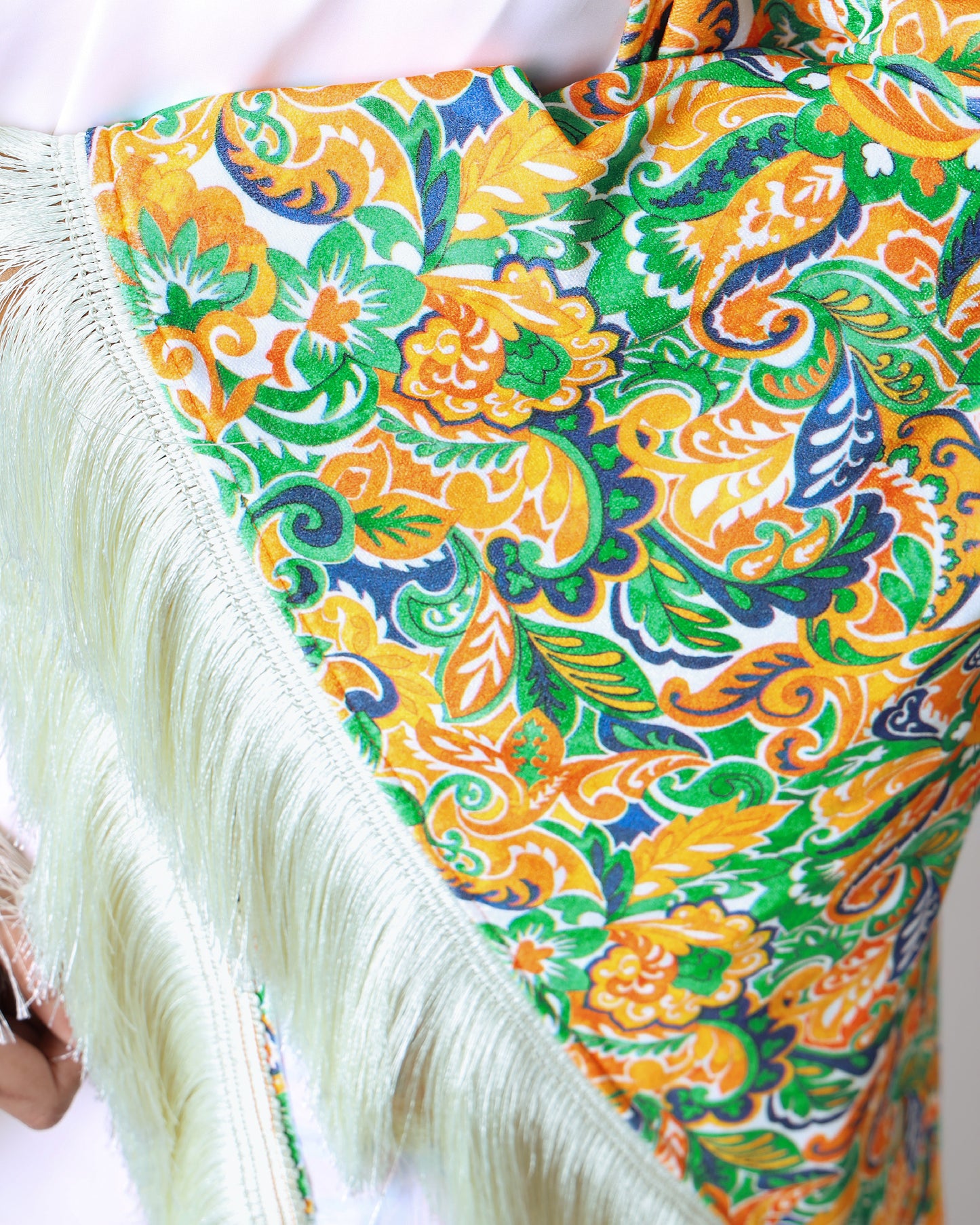 Har Rang Ek Kahani | Patriotic Shawl By Fabcurate