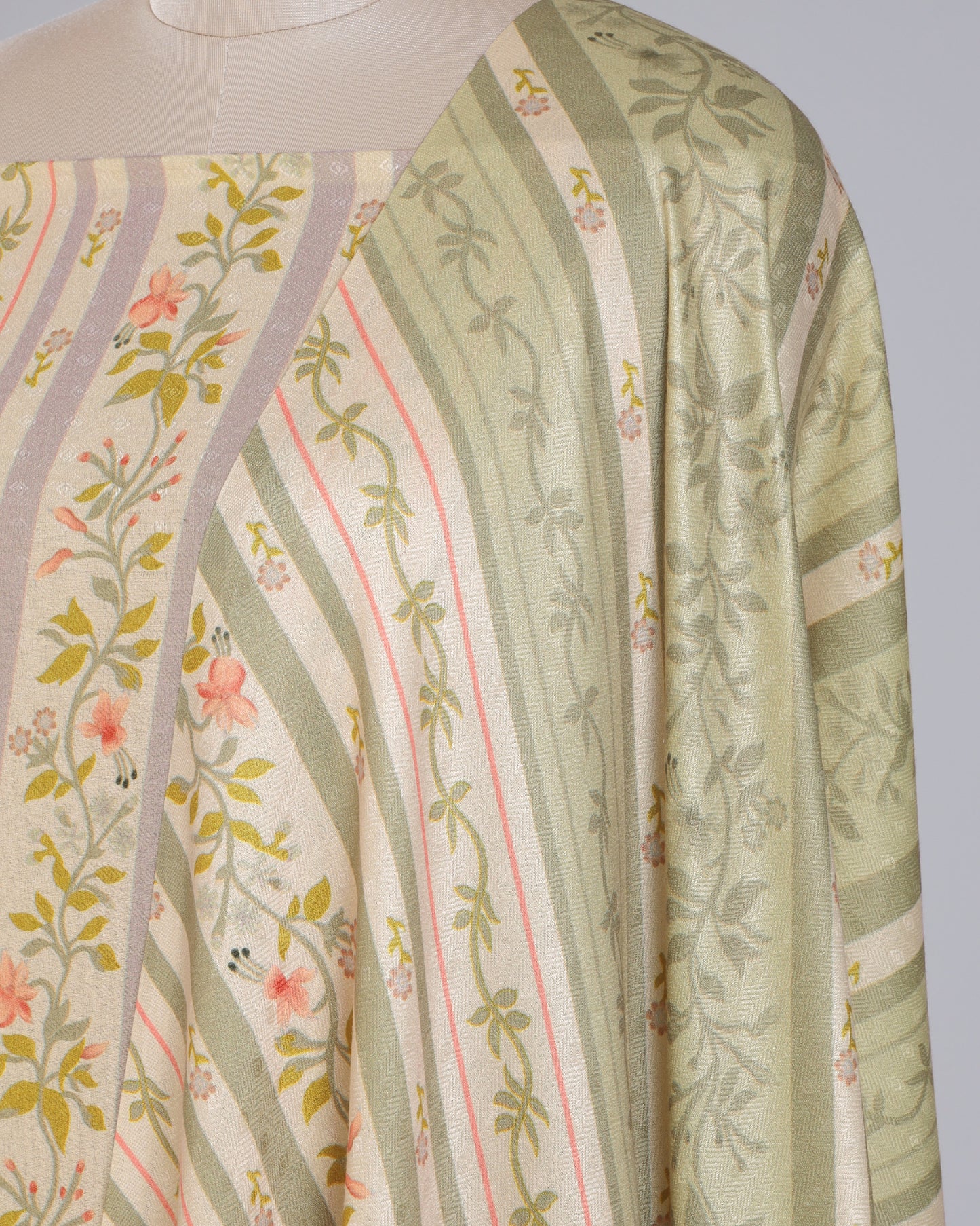 Exclusive 2 Piece Pashmina Unstiched Suit Set Feturing Kurta Dupatta