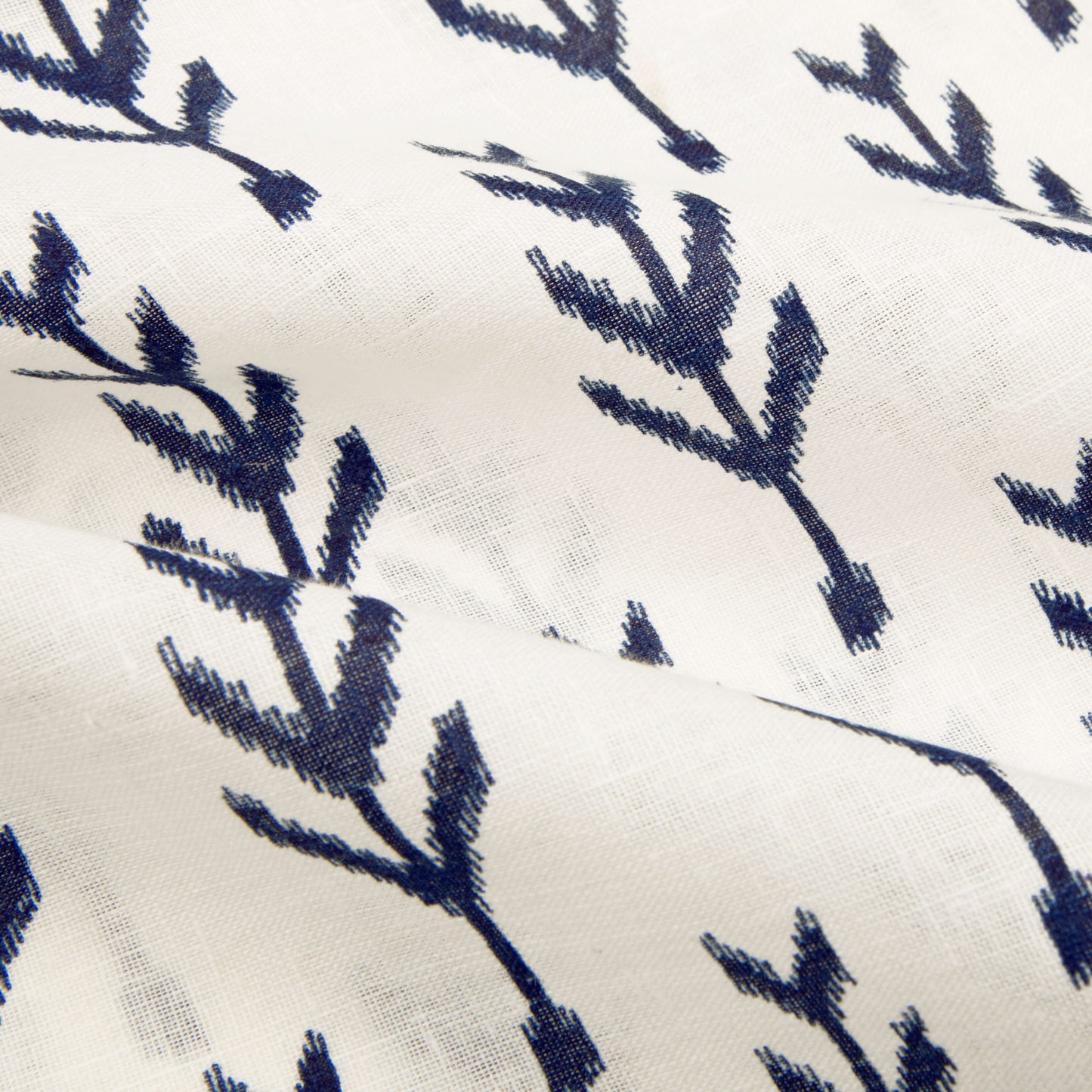 White And Navy Blue Leaf Pattern Screen Print Cotton Slub Fabric - Fabcurate