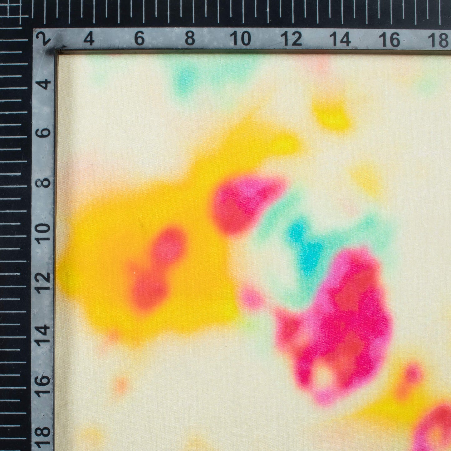 Cream And Deep Pink Tye And Dye Pattern Digital Print Cotton Cambric Fabric