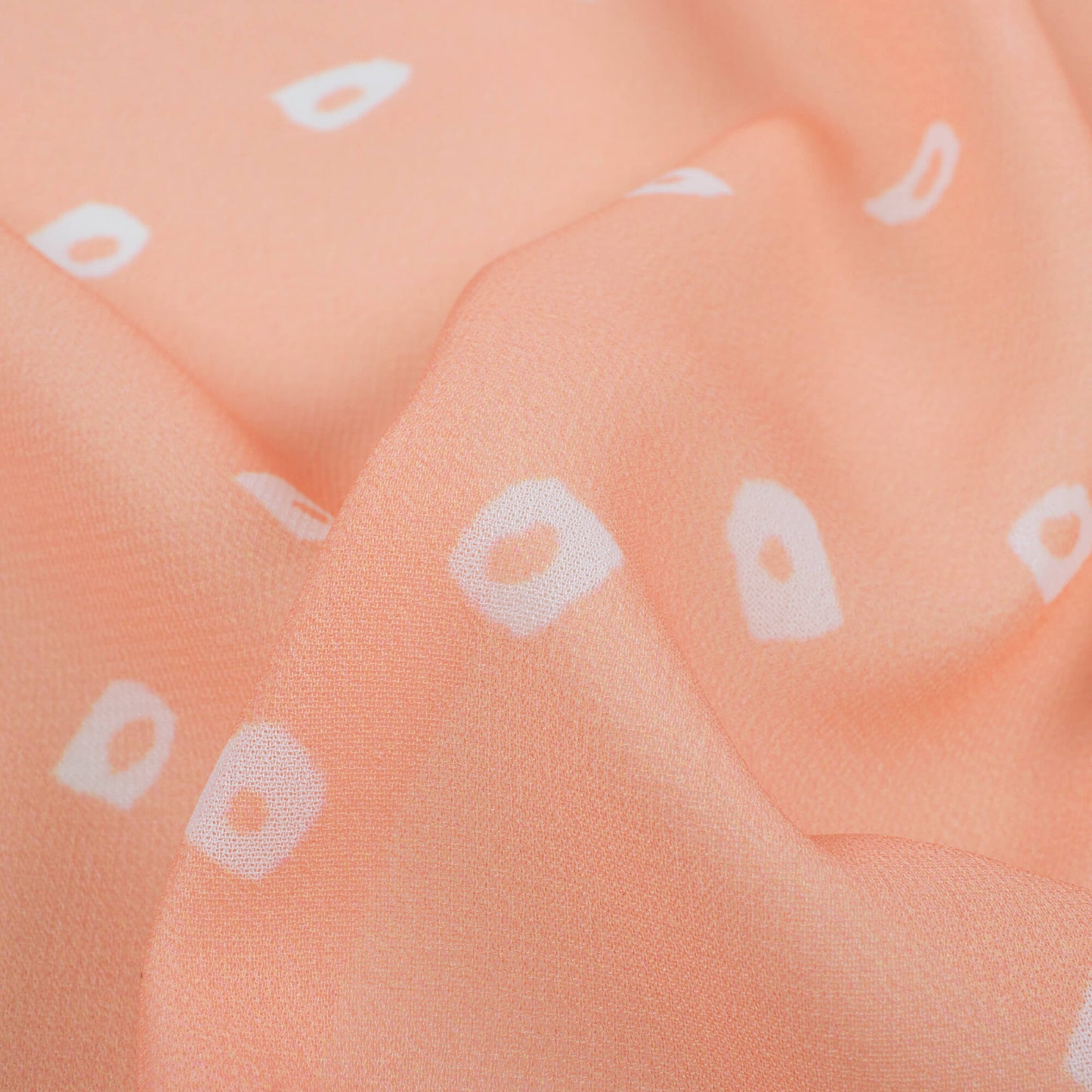 Peach And White Bandhanii Pattern Digital Print Georgette Fabric