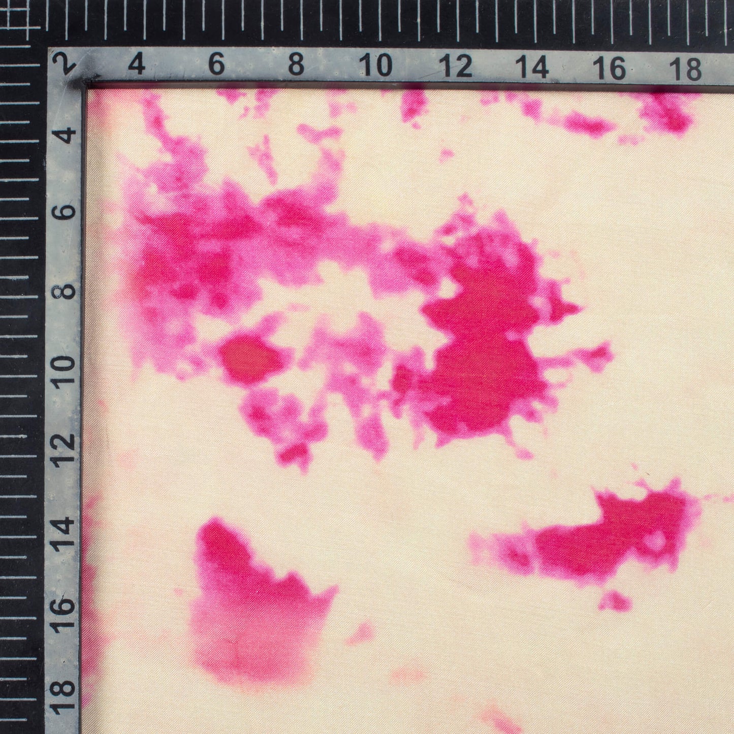 Cream And Dark Pink Tye And Dye Pattern Digital Print Viscose Muslin Fabric