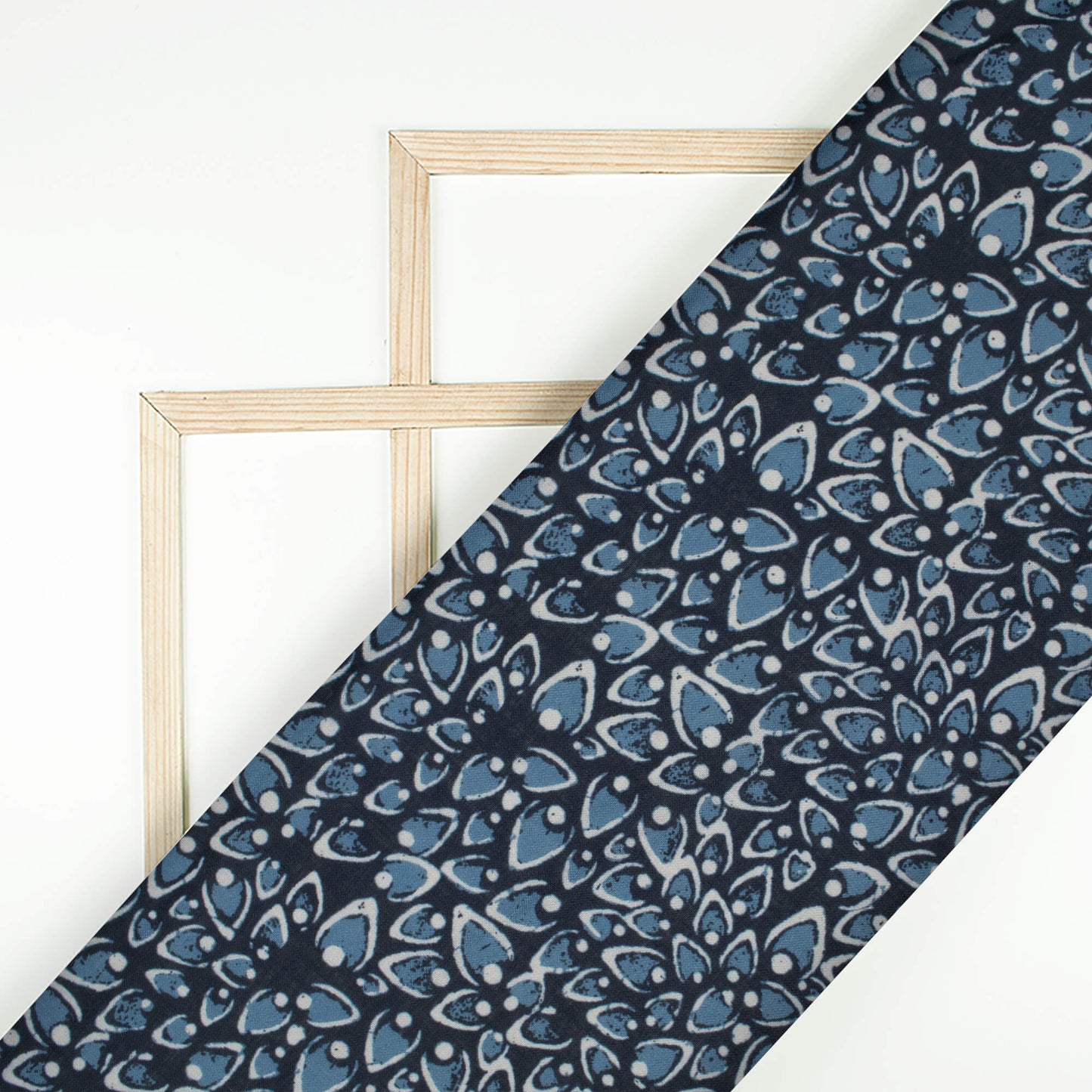 Blue And White Indiigo Pattern Digital Print Linen Textured Fabric (Width 56 Inches)