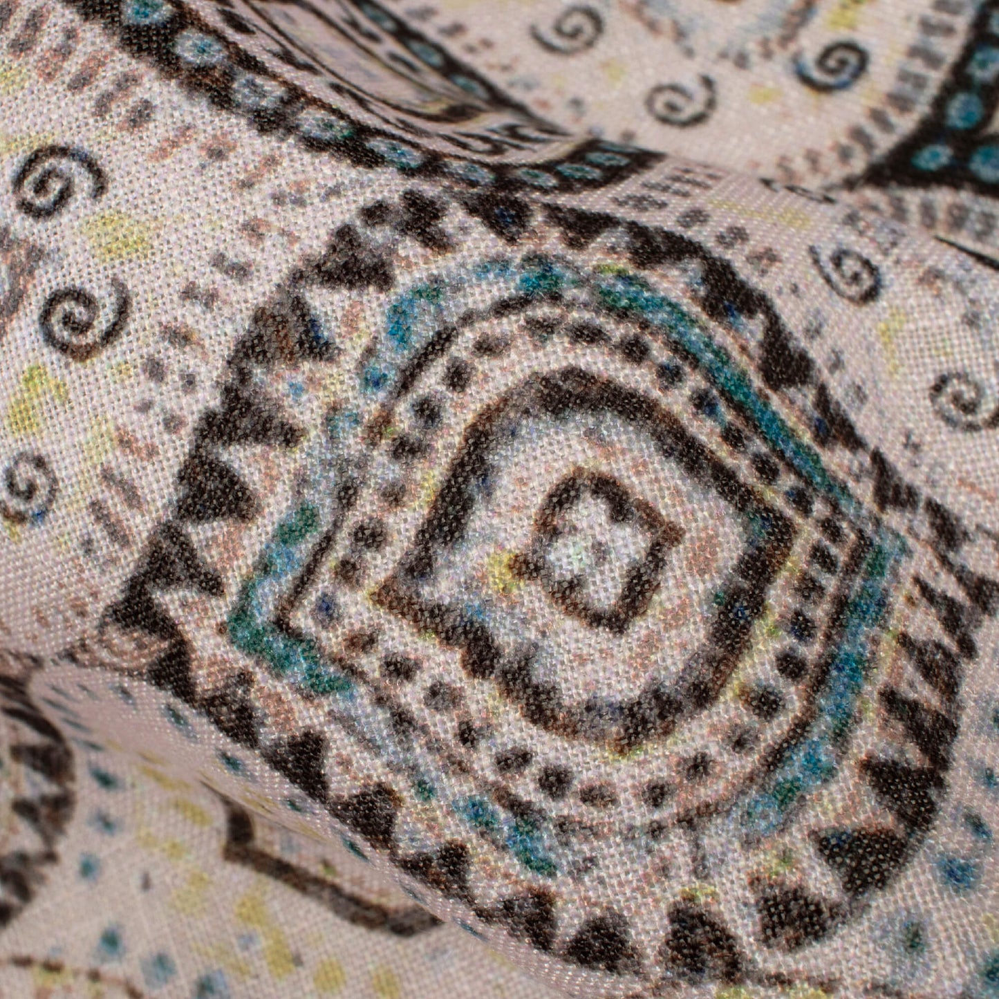 Oat Beige And Black Trellis Pattern Digital Print Linen Textured Fabric (Width 56 Inches)
