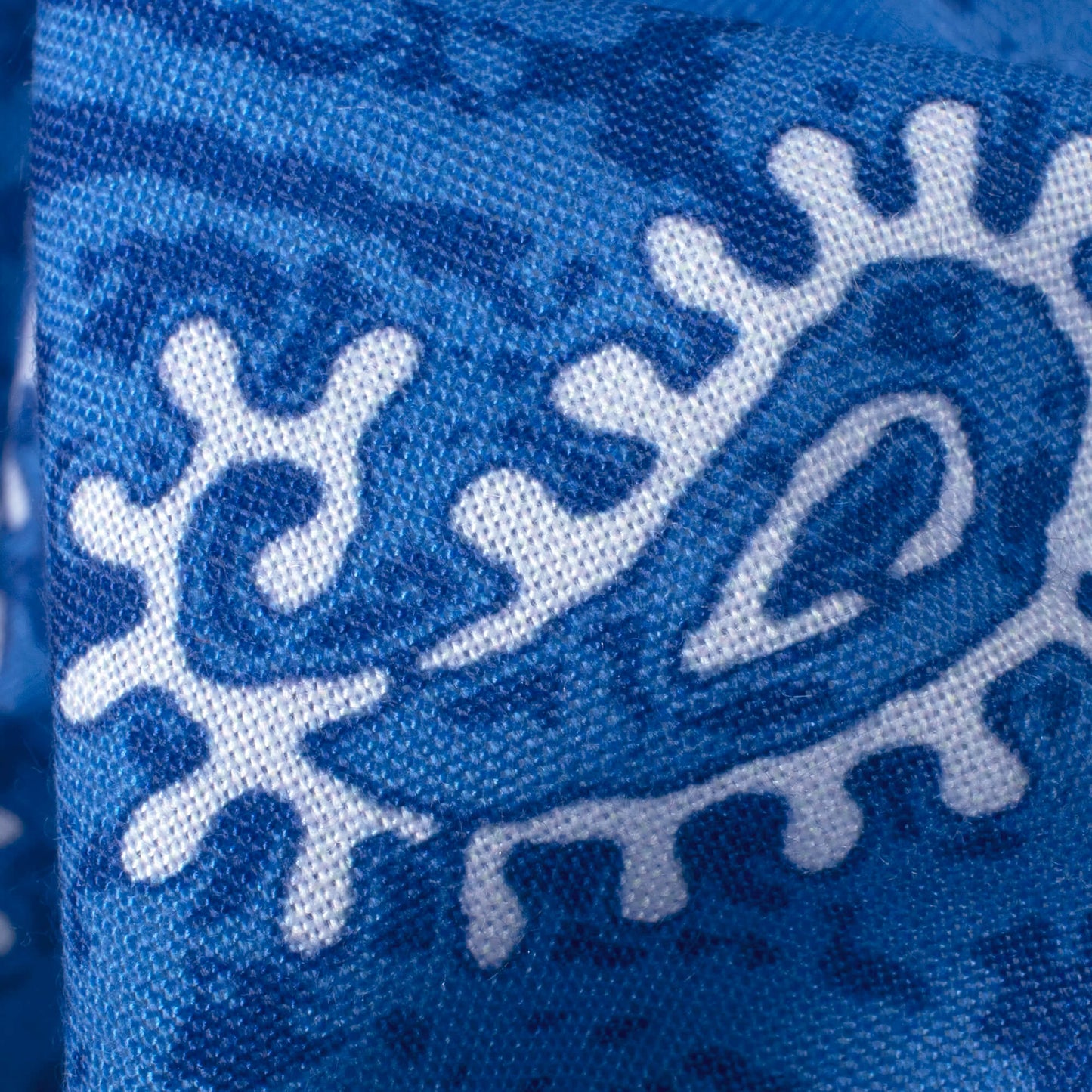 Blue And White Indiigo Pattern Digital Print Rayon Fabric