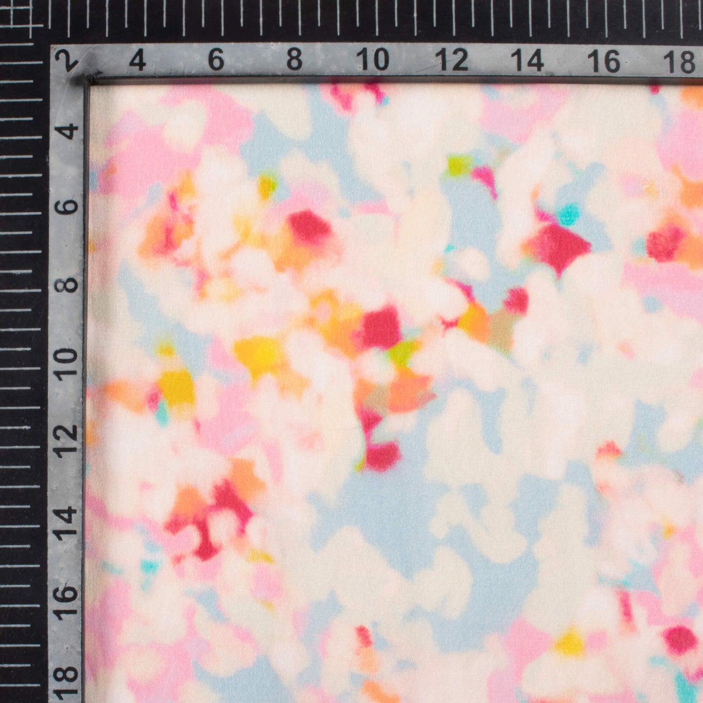 Cream And Deep Pink Tye And Dye Pattern Digital Print Viscose Natural Crepe Fabric