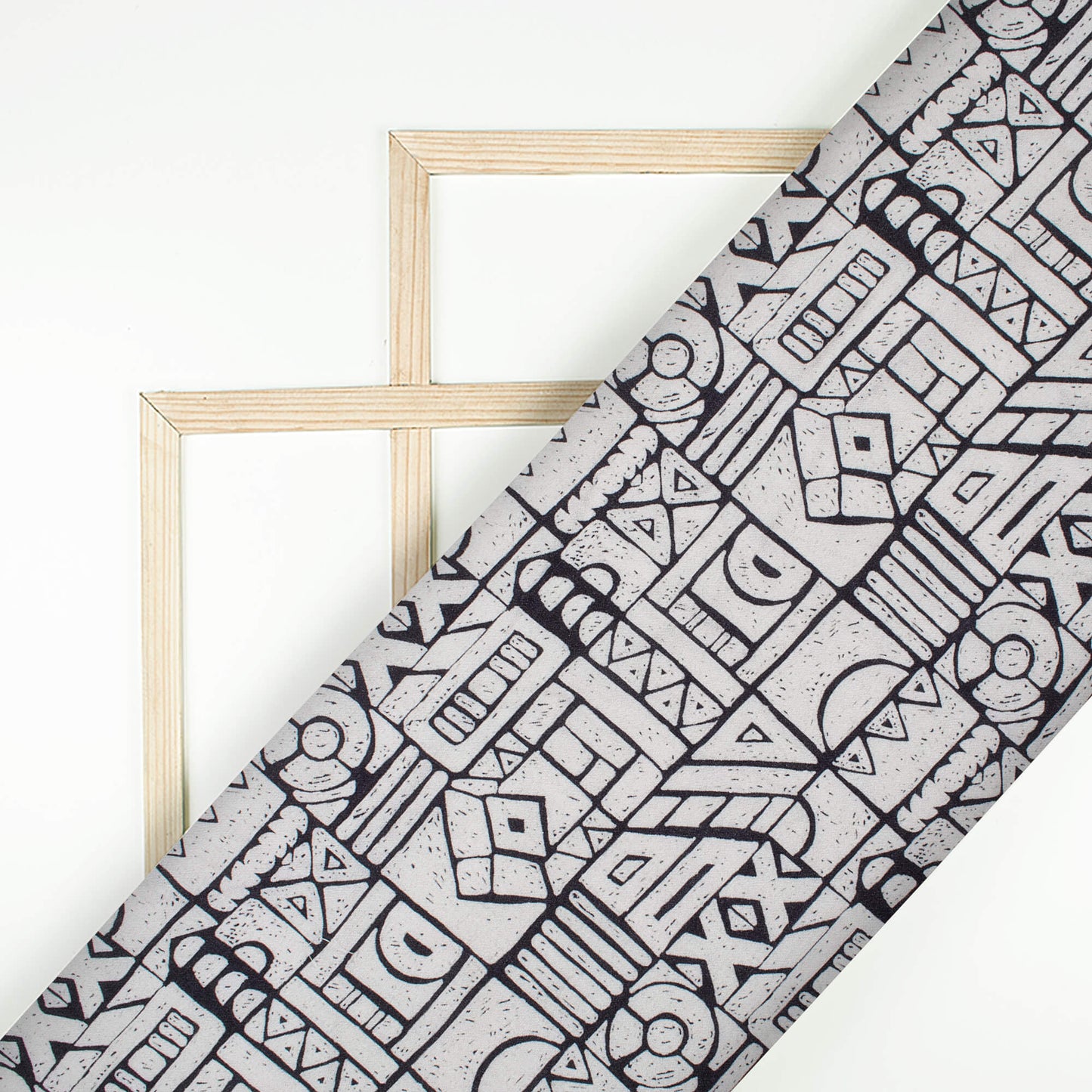 White And Black Geometric Pattern Digital Print Viscose Rayon Fabric (Width 58 Inches)
